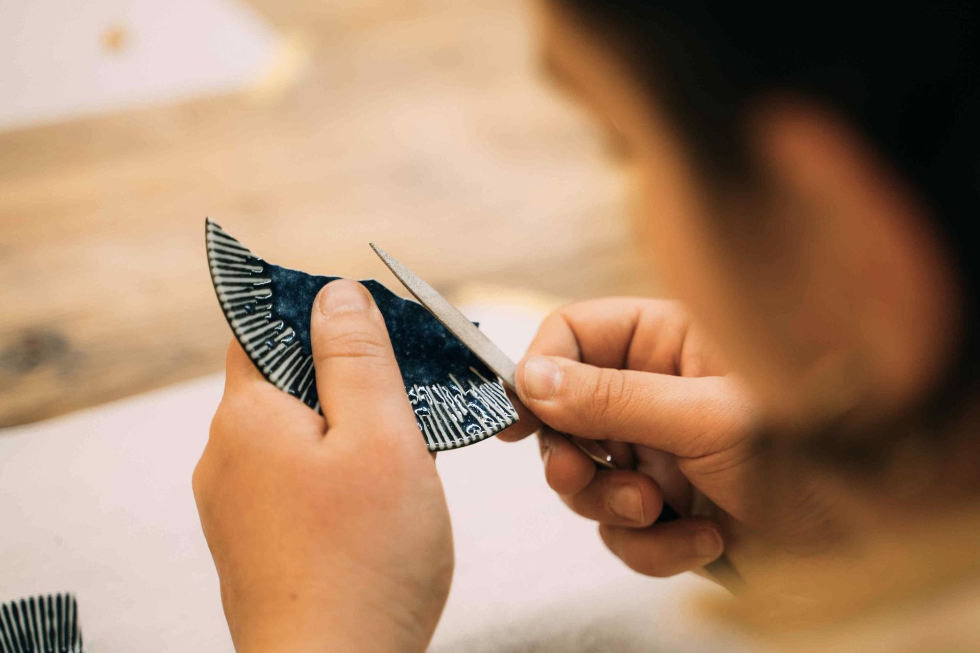 Experience the art of Kintsugi in Kyoto Gion Workshop - Thumbnail 3
