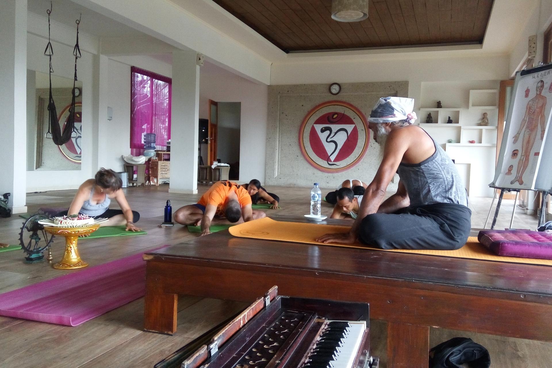 Yoga Experience at Om Ham Retreat Ubud - Thumbnail 2