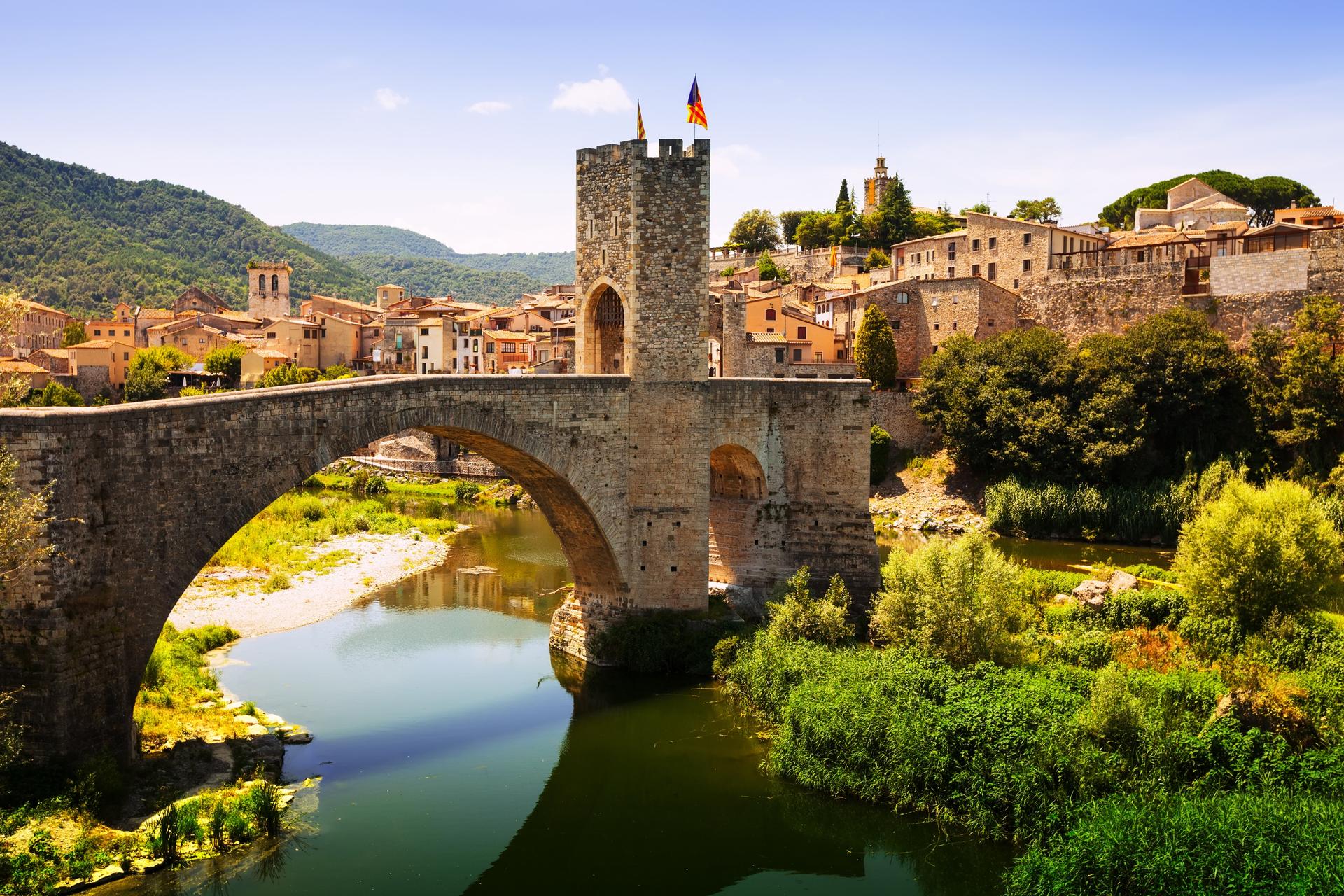 Private Dali Museum, Medieval Town & Girona: Full-Day from Barcelona - Thumbnail 2