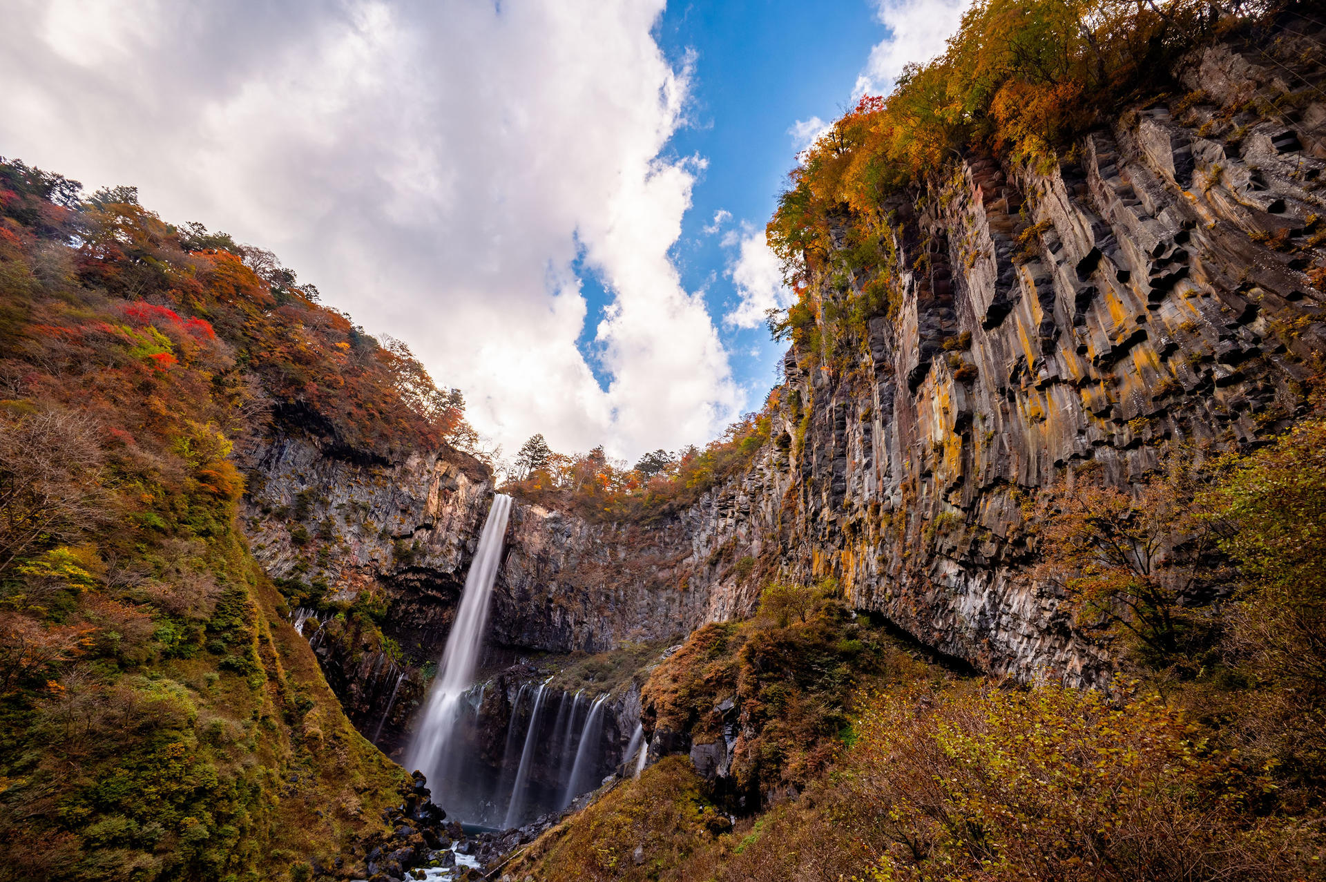 Nikko Autumn Special: Irohazaka, Kegon Falls & Toshogu Day Tour - Thumbnail 5