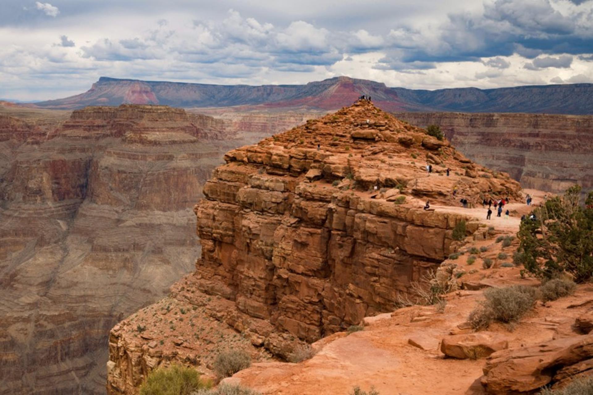 Western Journey: Helicopter & Ground Tour of Grand Canyon West - Thumbnail 3