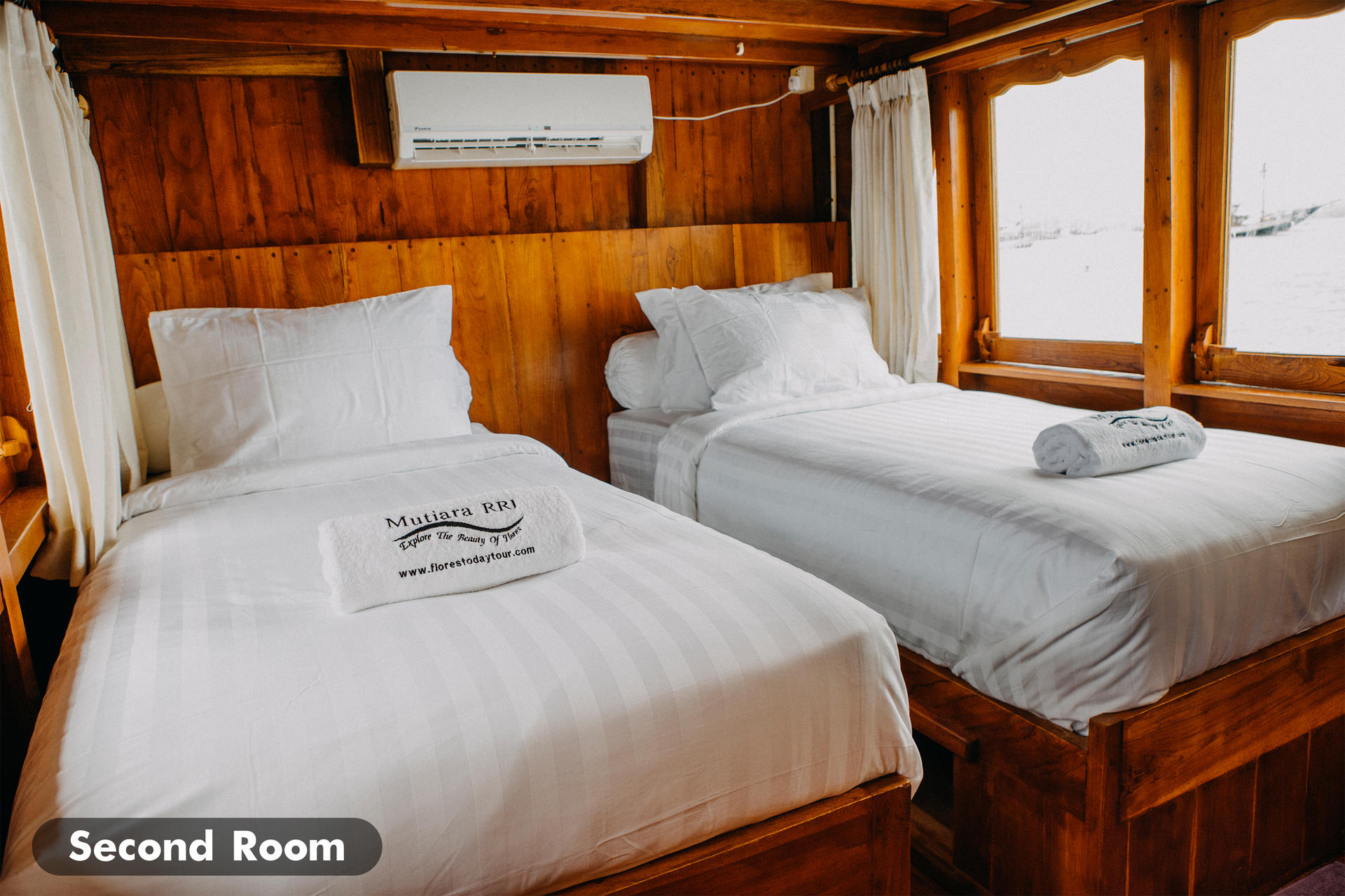 [Deluxe Phinisi] White Pearl 02 Phinisi Liveaboard from Labuan Bajo - Thumbnail 5