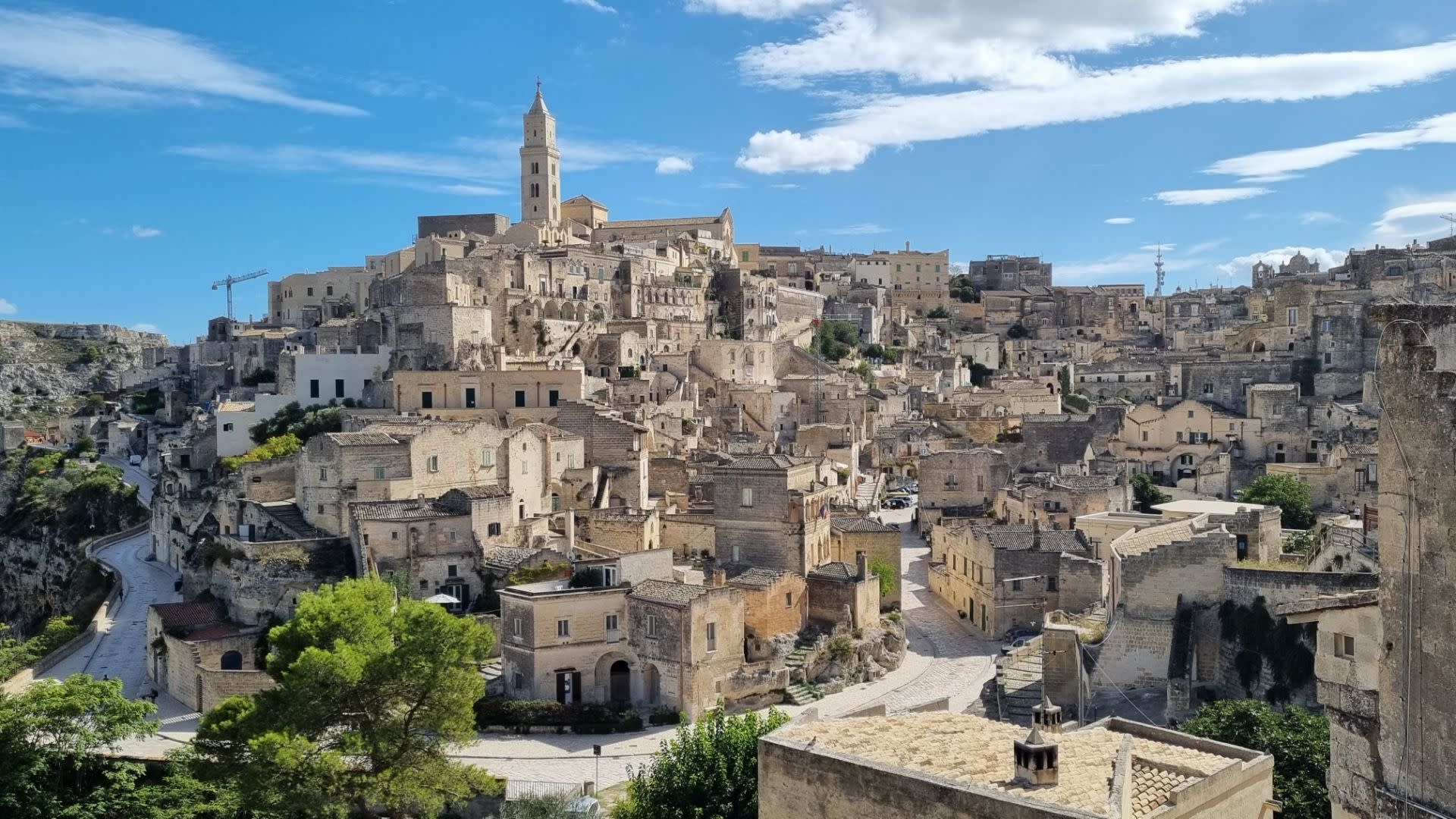 Sassi di Matera tour in Basilicata with entry to cave houses 