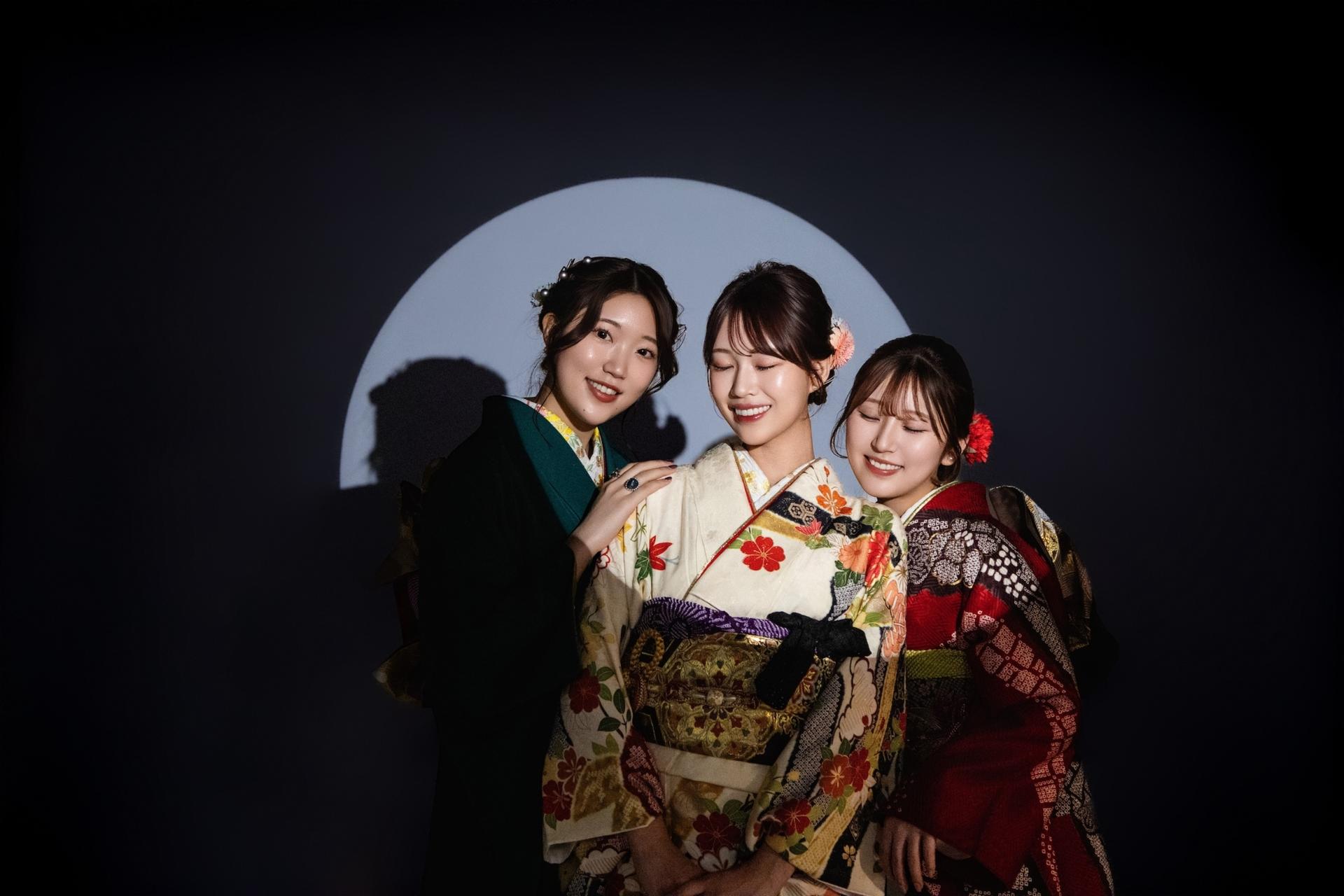 Kyoto Private Family Kimono Photoshoot  (Studio & Washitsu) - Thumbnail 13