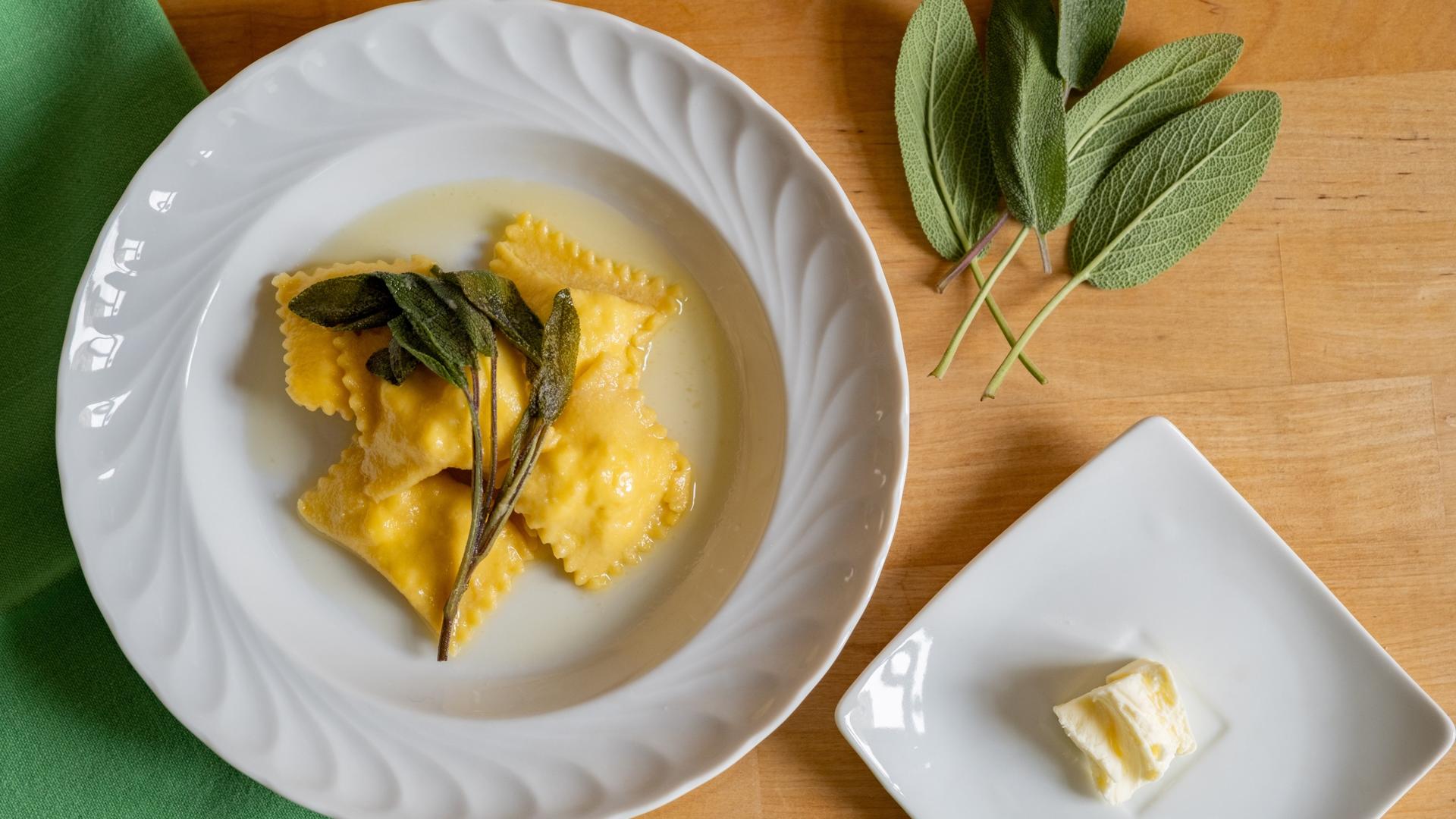 Pasta and tiramisu cooking class in Arezzo - Image 1
