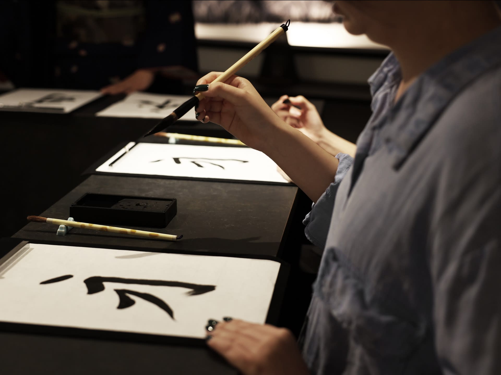[FUJI JAPAN] Traditional Calligraphy Experience - Thumbnail 6