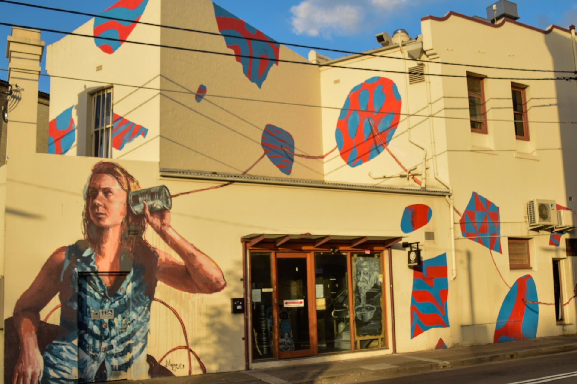 Newtown Food & Street Art Tour in Sydney - Thumbnail 2