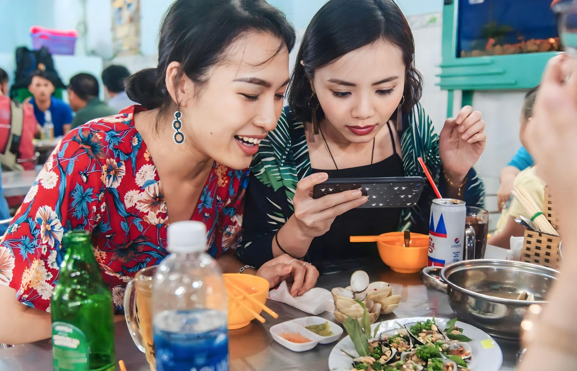 Premium Street Food Walking Tour In Ho Chi Minh City  - Thumbnail 6
