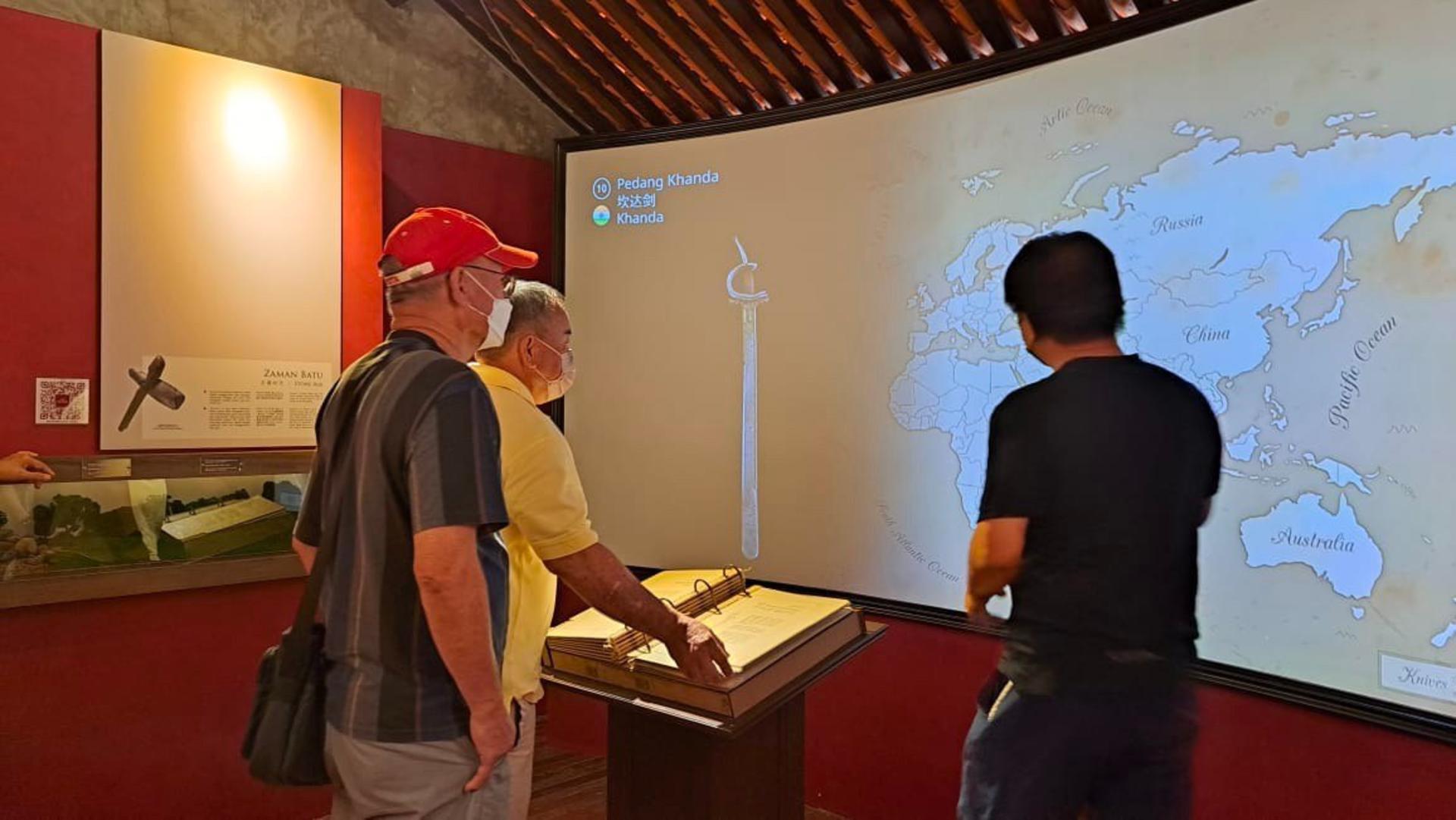 Jaya Mata Knife Gallery Admission in Melaka - Thumbnail 14