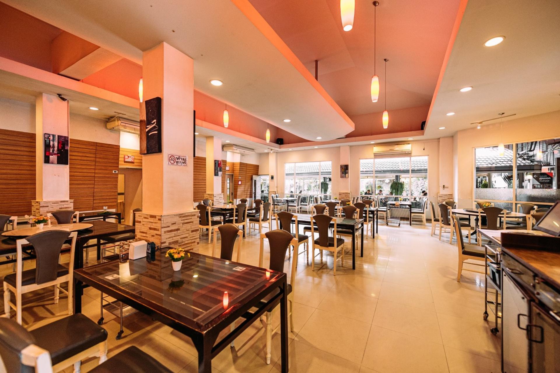 Ploen Restaurant in Ladprao Bangkok - Thumbnail 25
