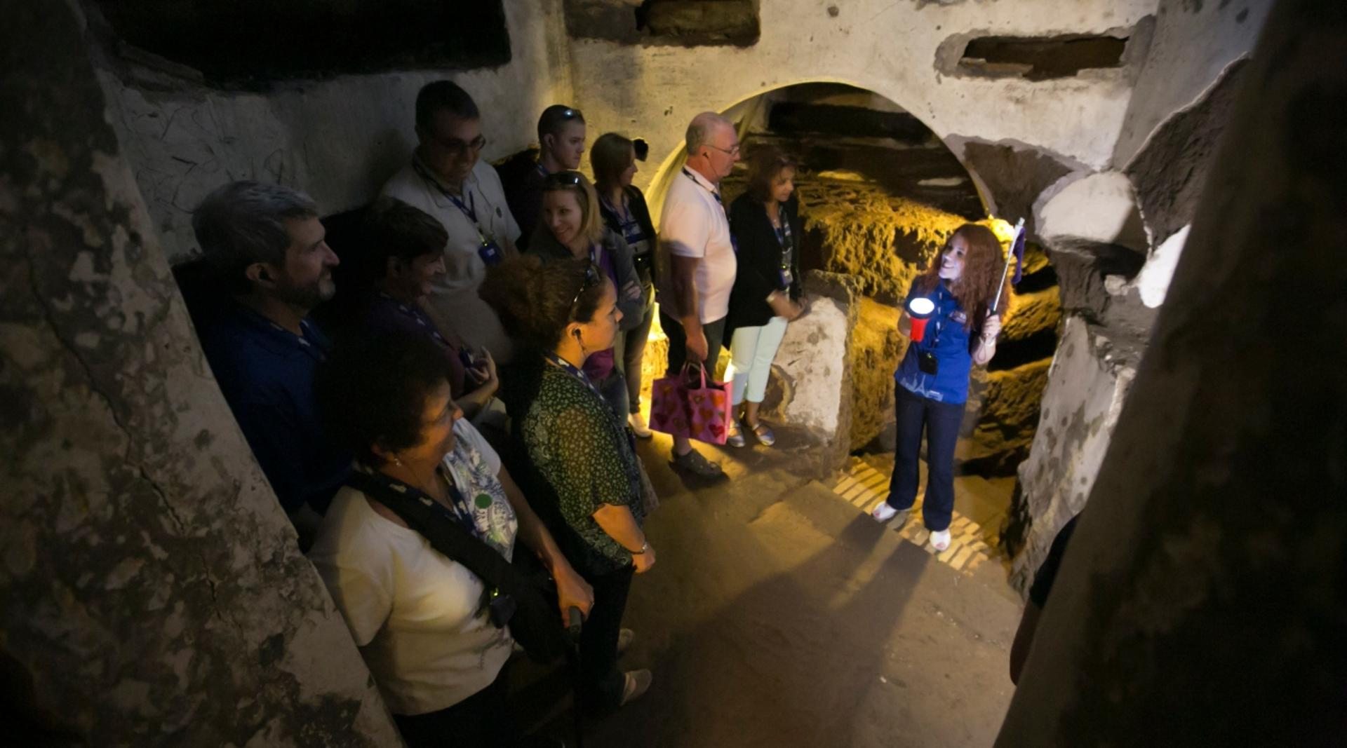 Crypts and Catacombs Tour in Rome - Thumbnail 2