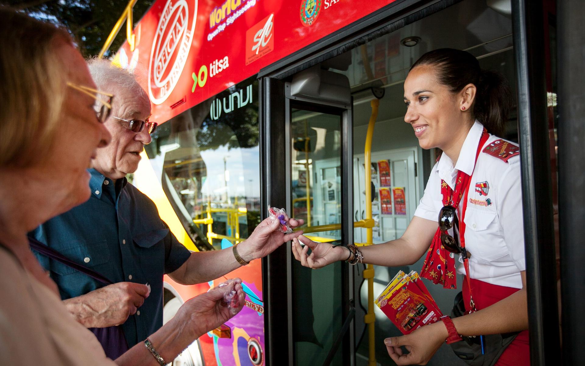 Santa Cruz de Tenerife Hop-On-Hop-Off Bus by City Sightseeing - Thumbnail 5