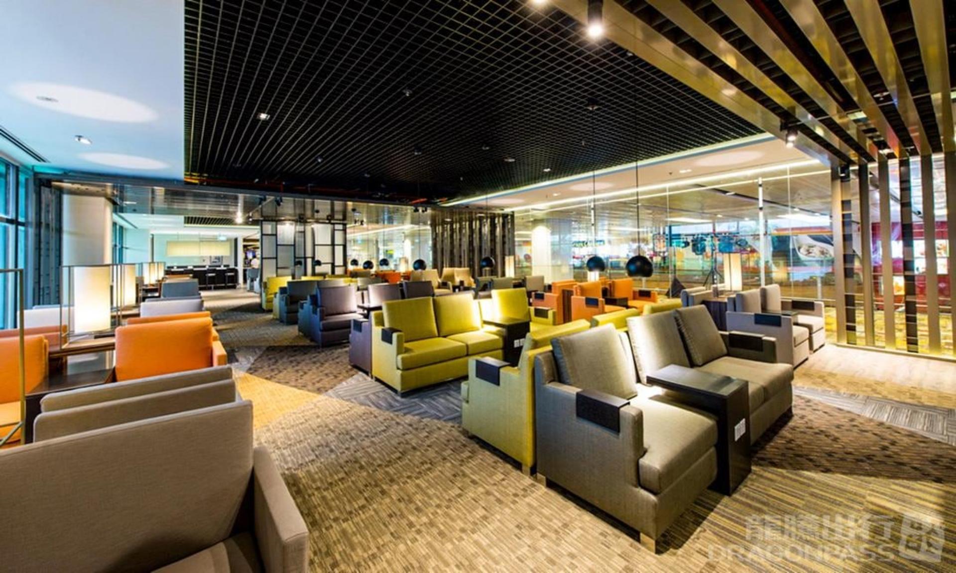 Changi International Airport Lounge Service - Thumbnail 12