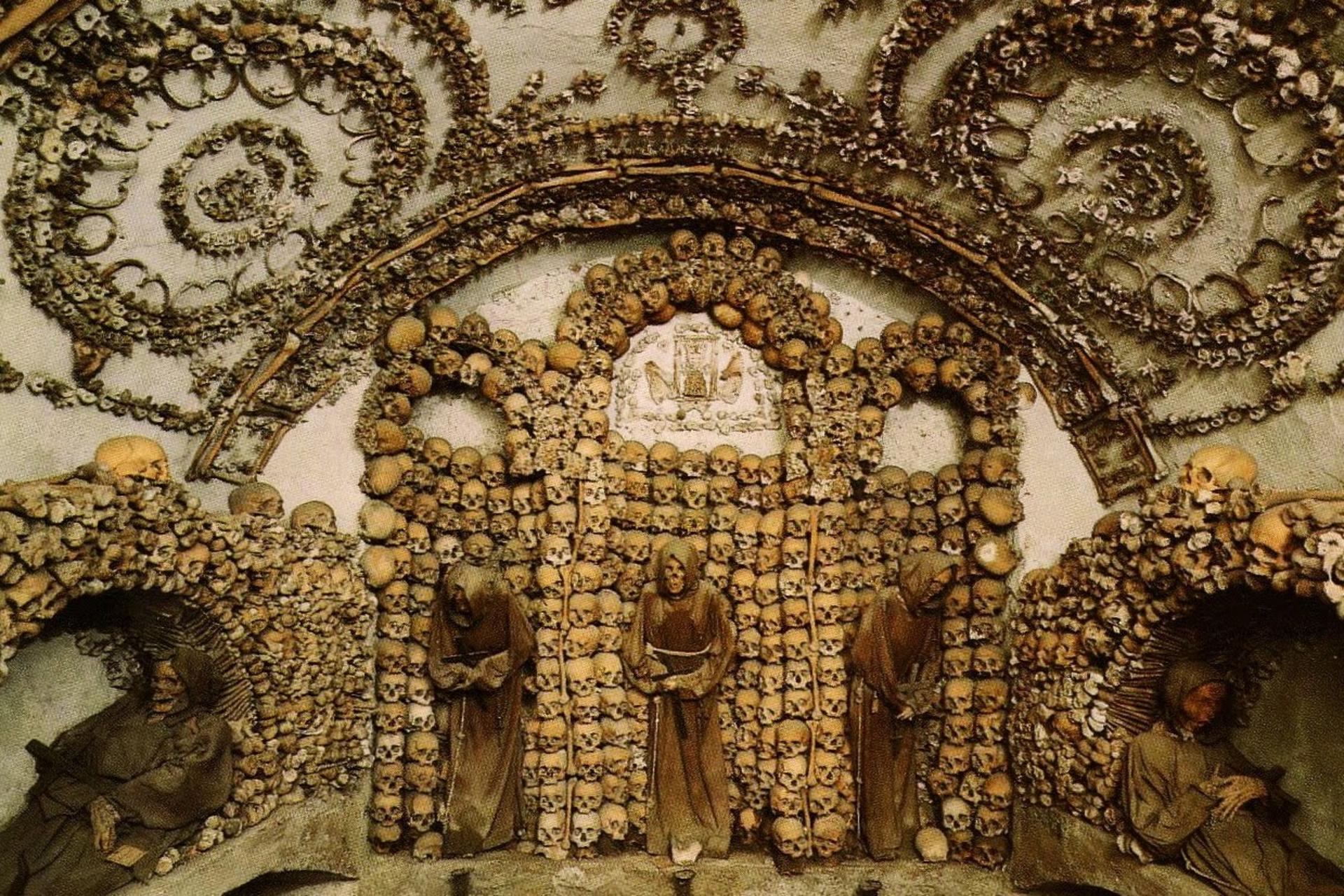 Domitilla and Callisto Catacombs with Optional Capuchin Crypt Tour - Thumbnail 6