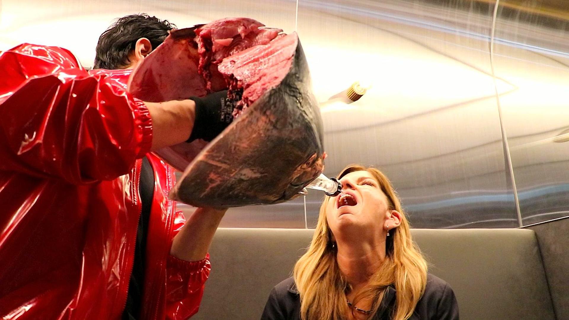 Tokyo: Tuna Cutting Show with Unlimited Sushi & Drinks - Thumbnail 31