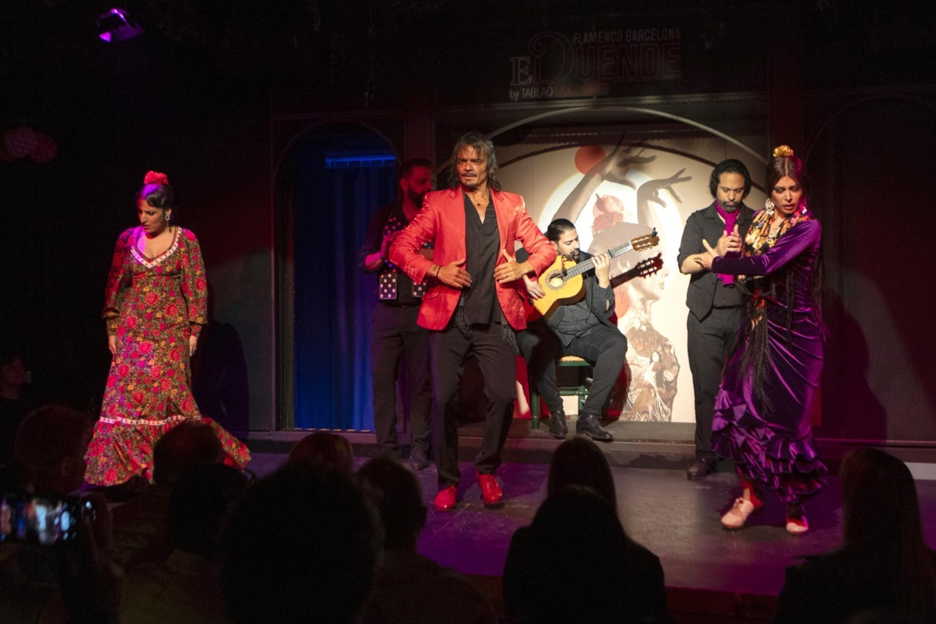 Flamenco Show with Optional Drinks at El Duende in Barcelona - Thumbnail 10