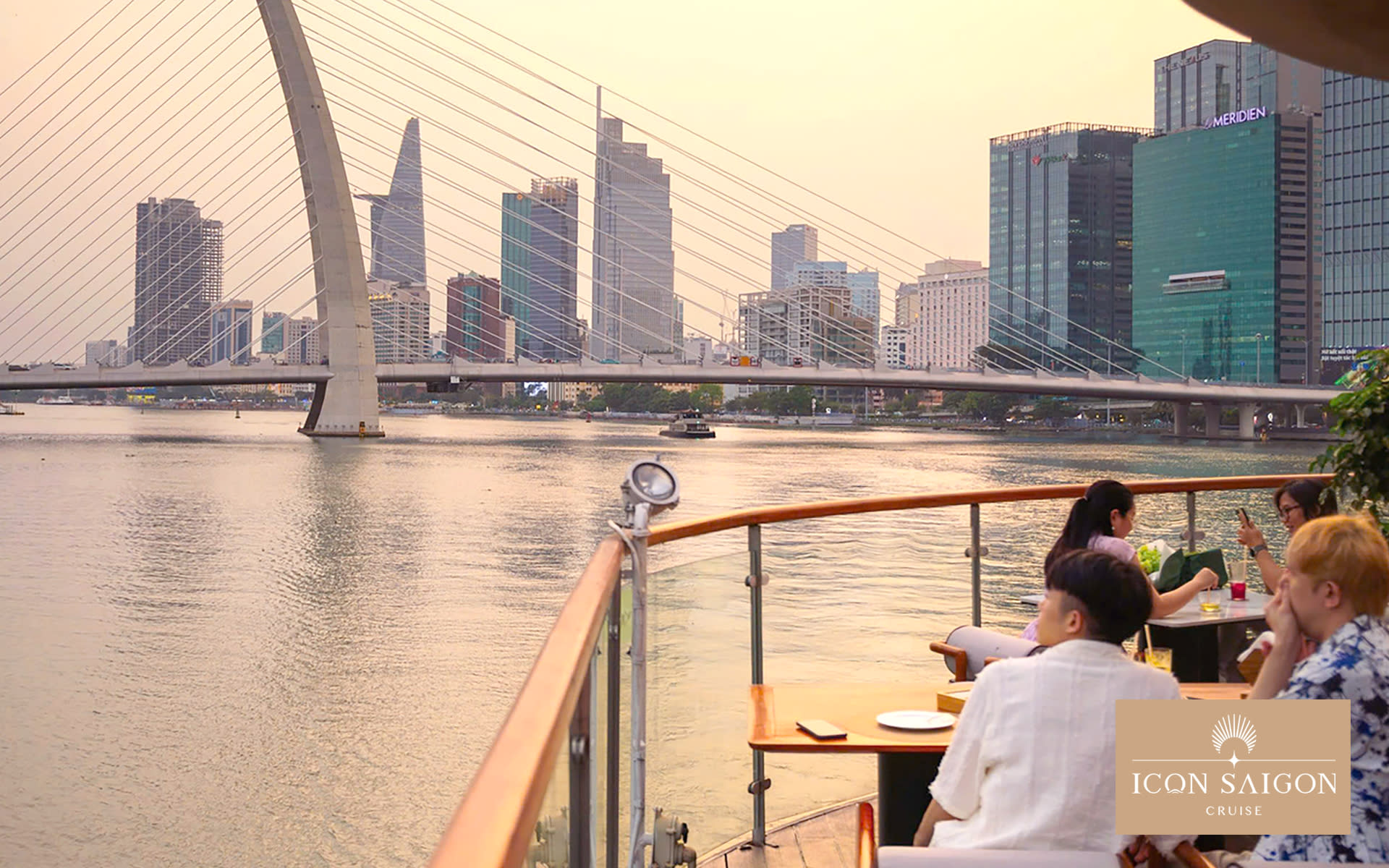 Experience Saigon River Sunset on Luxury Icon Saigon Cruise - Thumbnail 3