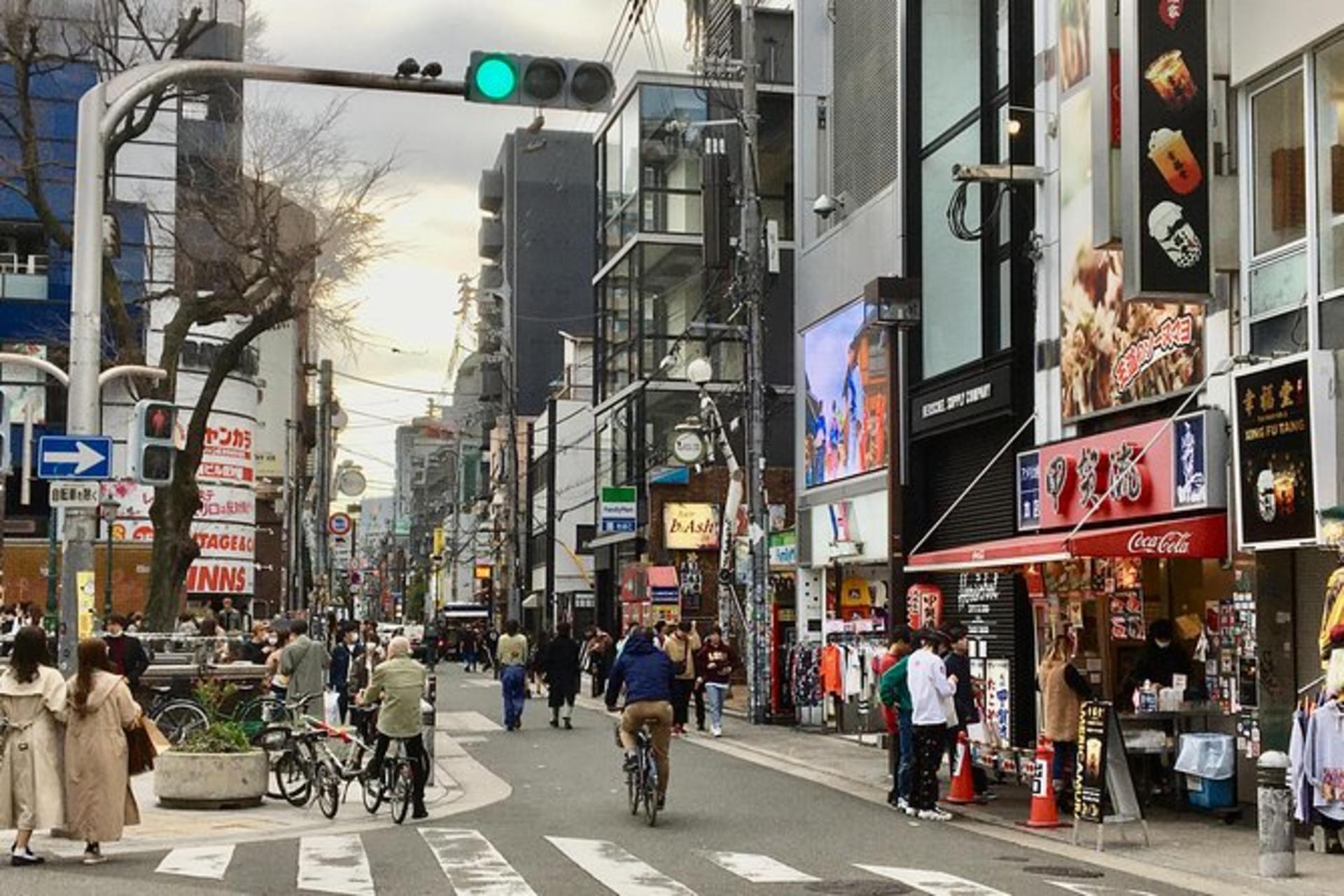 Osaka Dotonbori & Shinsekai 3-Hour Private City Tour - Thumbnail 2