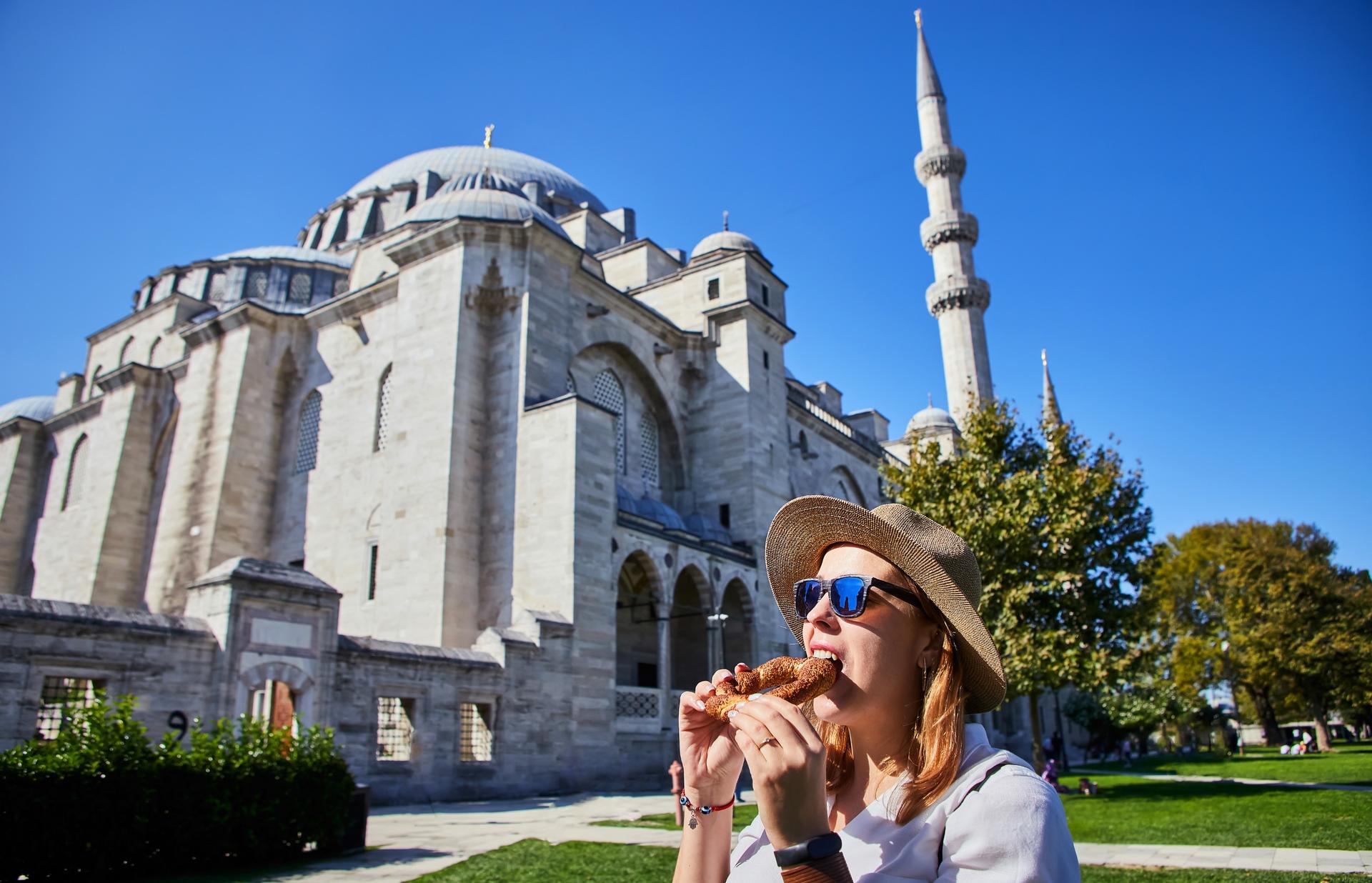 Blue Mosque Guided Tour in Istanbul - Thumbnail 10