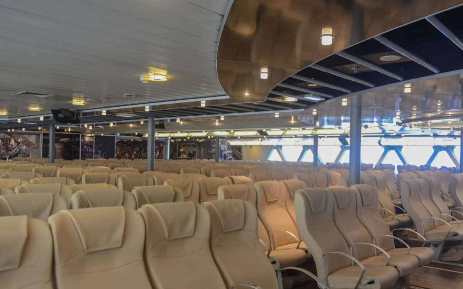 Athens Piraeus Port - Mykonos Ferry by Seajets - Thumbnail 5
