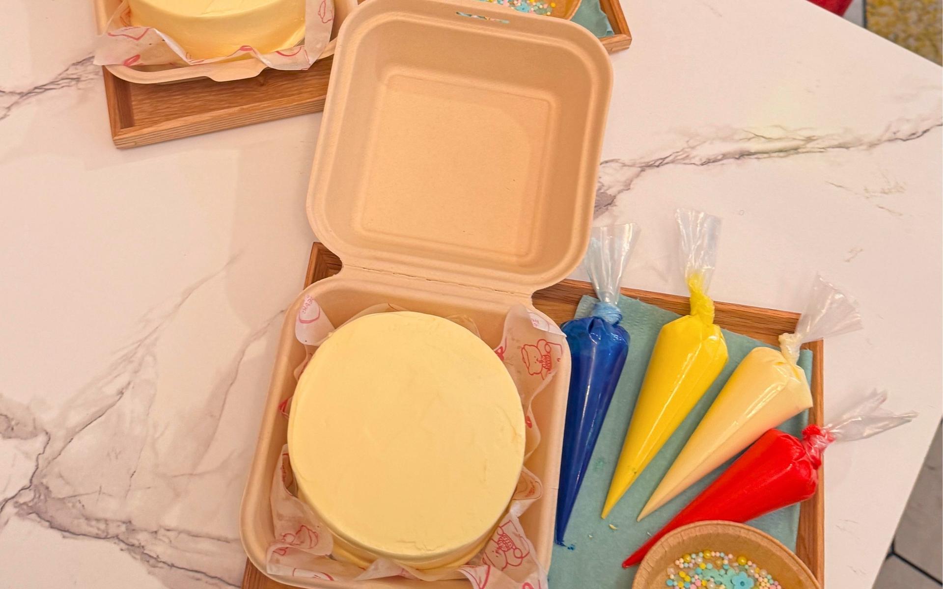 DIY Bento Cake Decorating Workshop @RALOVS Cafe - Thumbnail 2