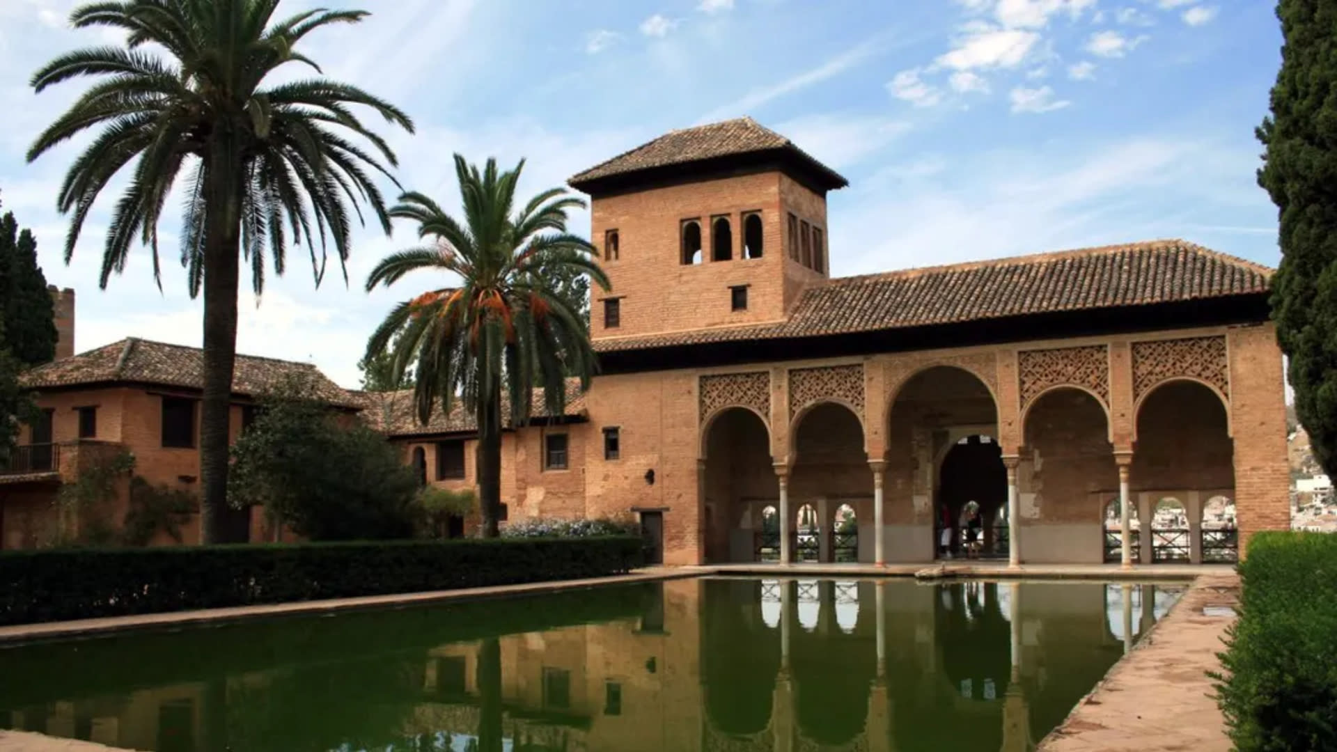 Alhambra Day Tour from Malaga - Thumbnail 4