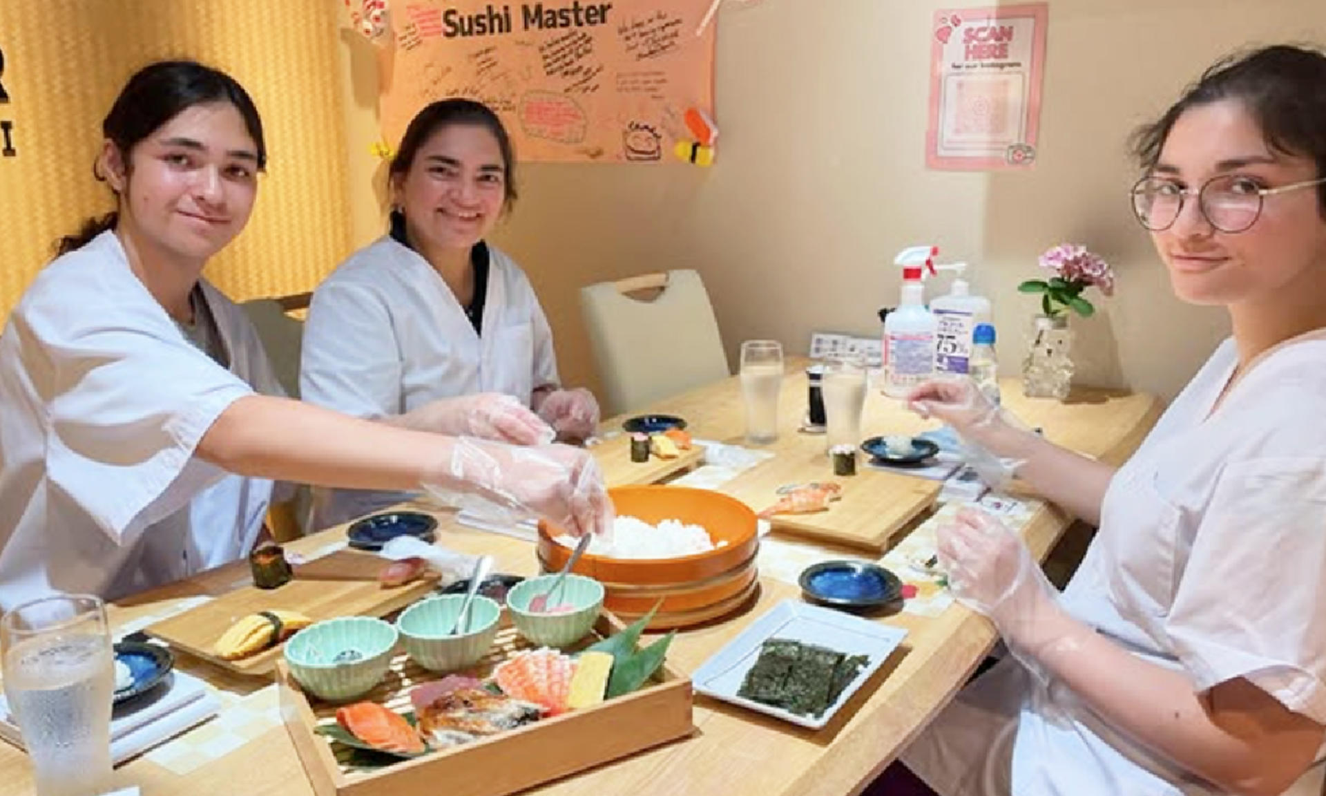 (SAME-DAY OK!) Sushi Making Class in Kyoto - Become a Sushi Master!! - Thumbnail 7