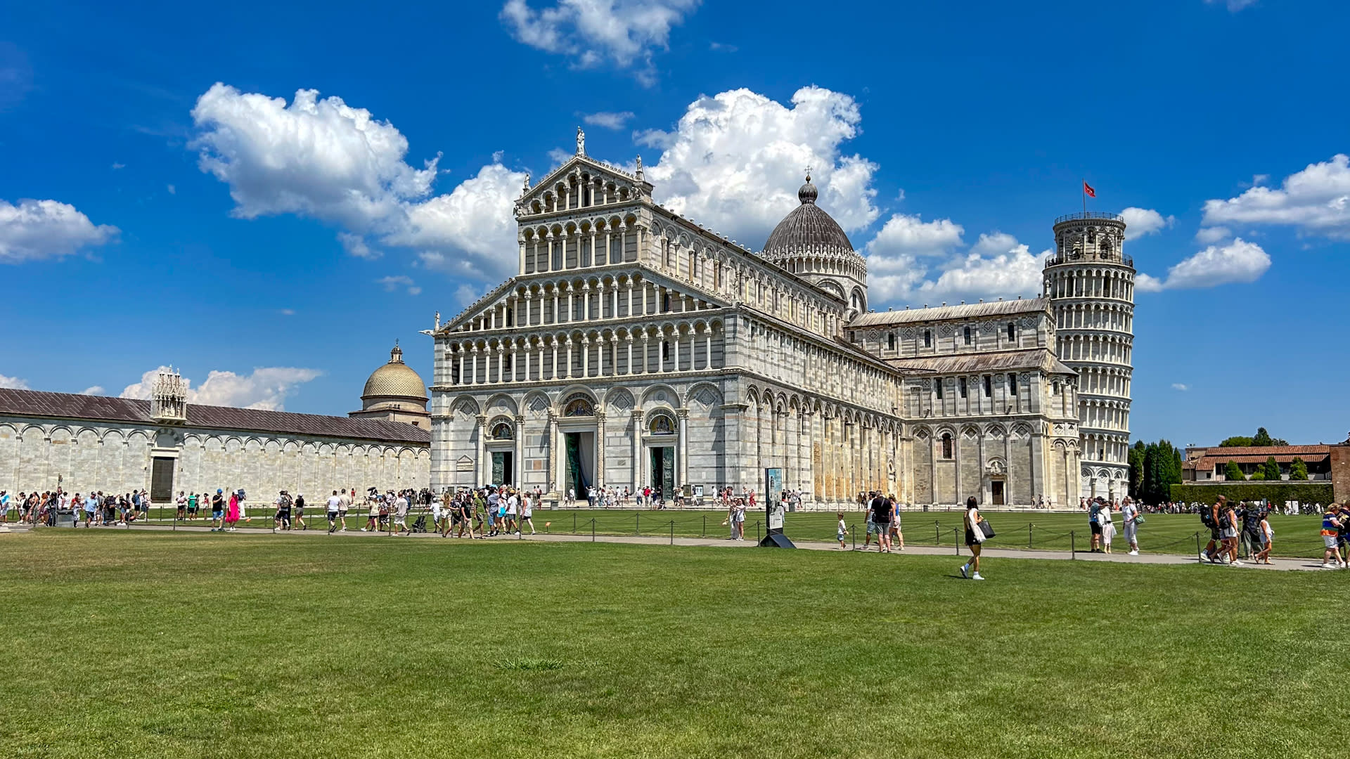 Florence and Pisa one-day tour from Milan by train - Thumbnail 5