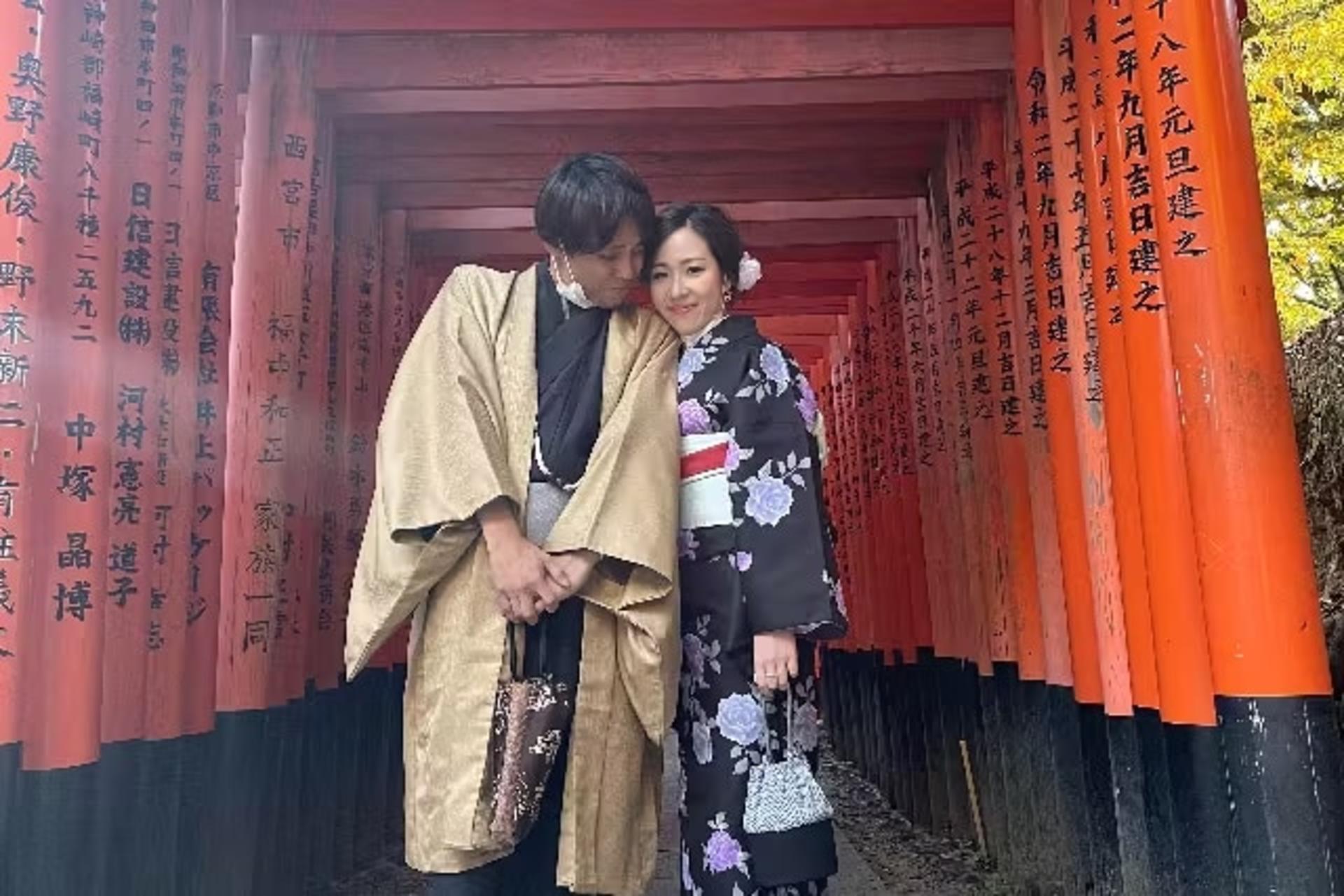 Kimono Rental by Karen Kyoto Fushimi Inari - Thumbnail 4