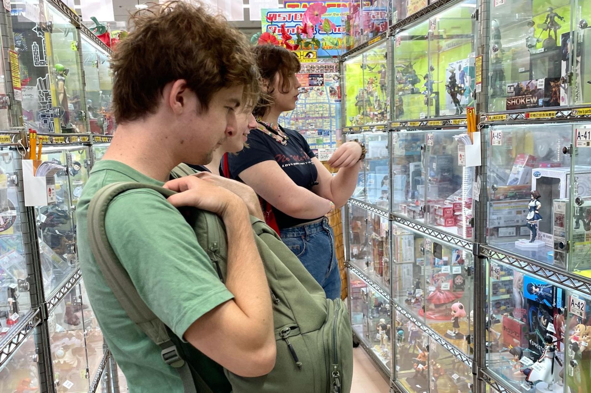 Tokyo Otaku Tour: Uncover Akihabara’s Anime & Game Culture - Thumbnail 3
