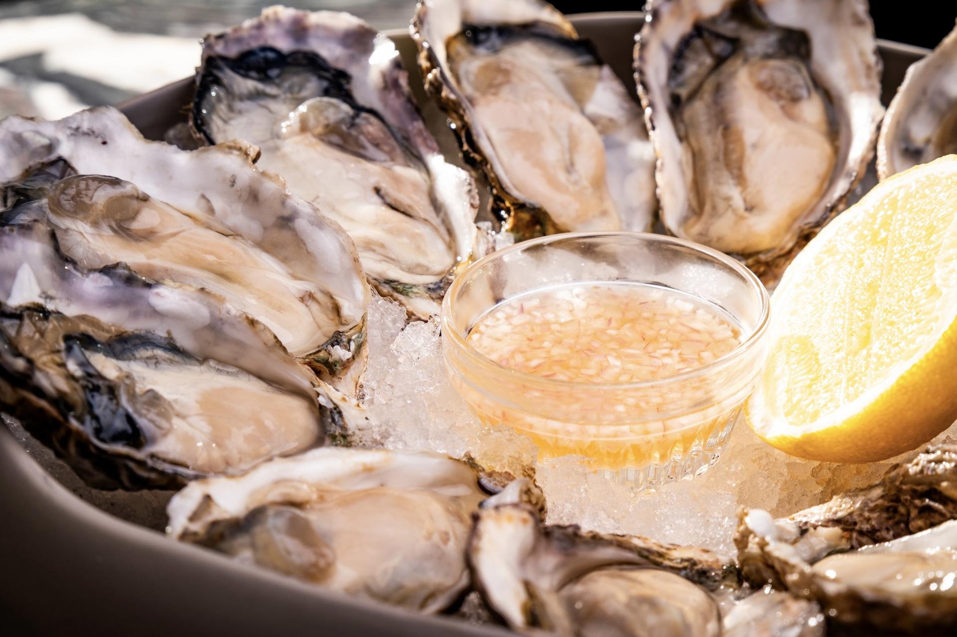 Cygnet Restaurant and Bar at QT Singapore  - Thumbnail 4
