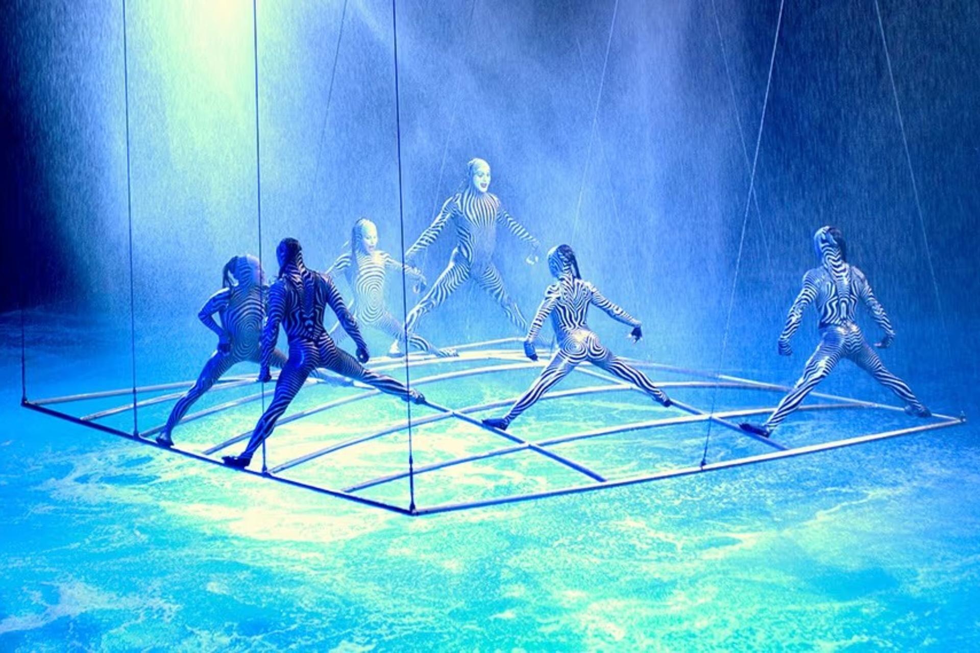 O Show Ticket by Cirque Du Soleil in Las Vegas - Thumbnail 11