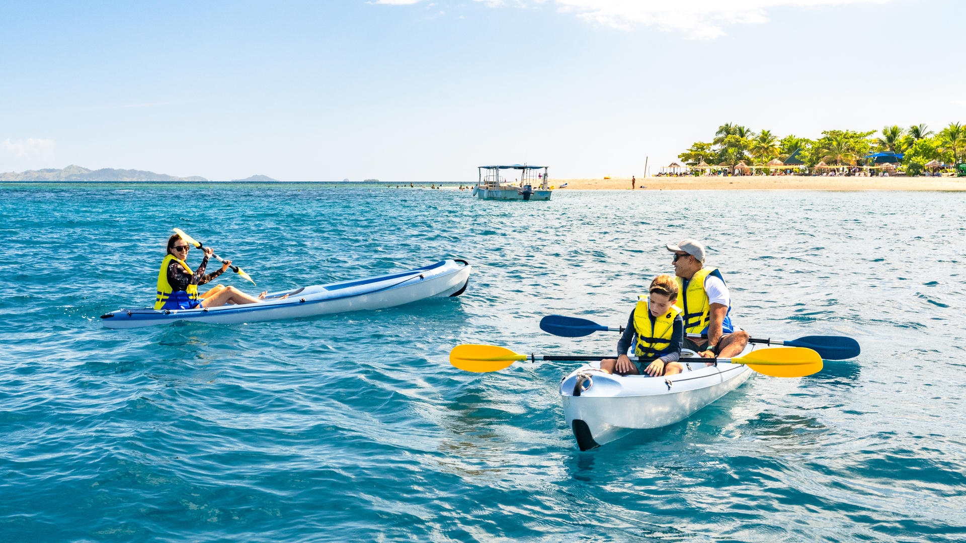 South Sea Island Day Cruise in Fiji - Thumbnail 4