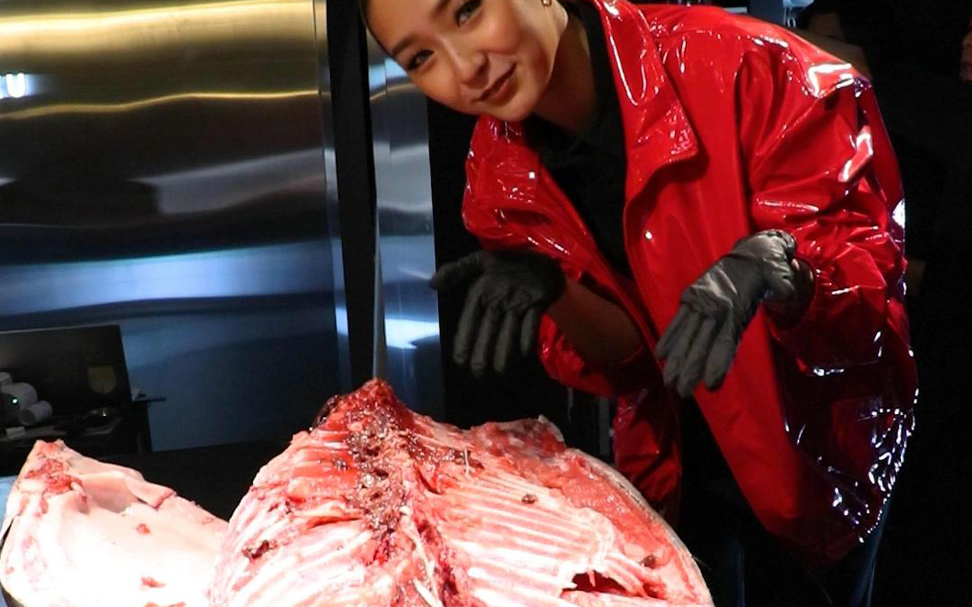 Tokyo: Tuna Cutting Show with Unlimited Sushi & Drinks - Thumbnail 69