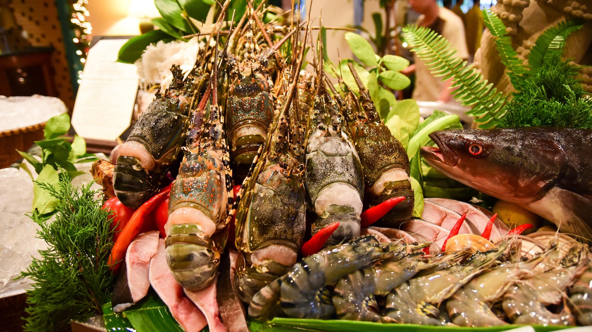 Steak & Seafood Buffet - Furama Resort Da Nang - Image 1