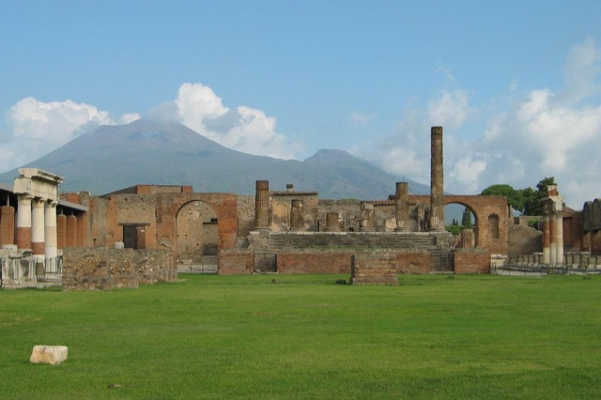 Pompeii and Mount Vesuvius Day Tour from Rome - Thumbnail 6