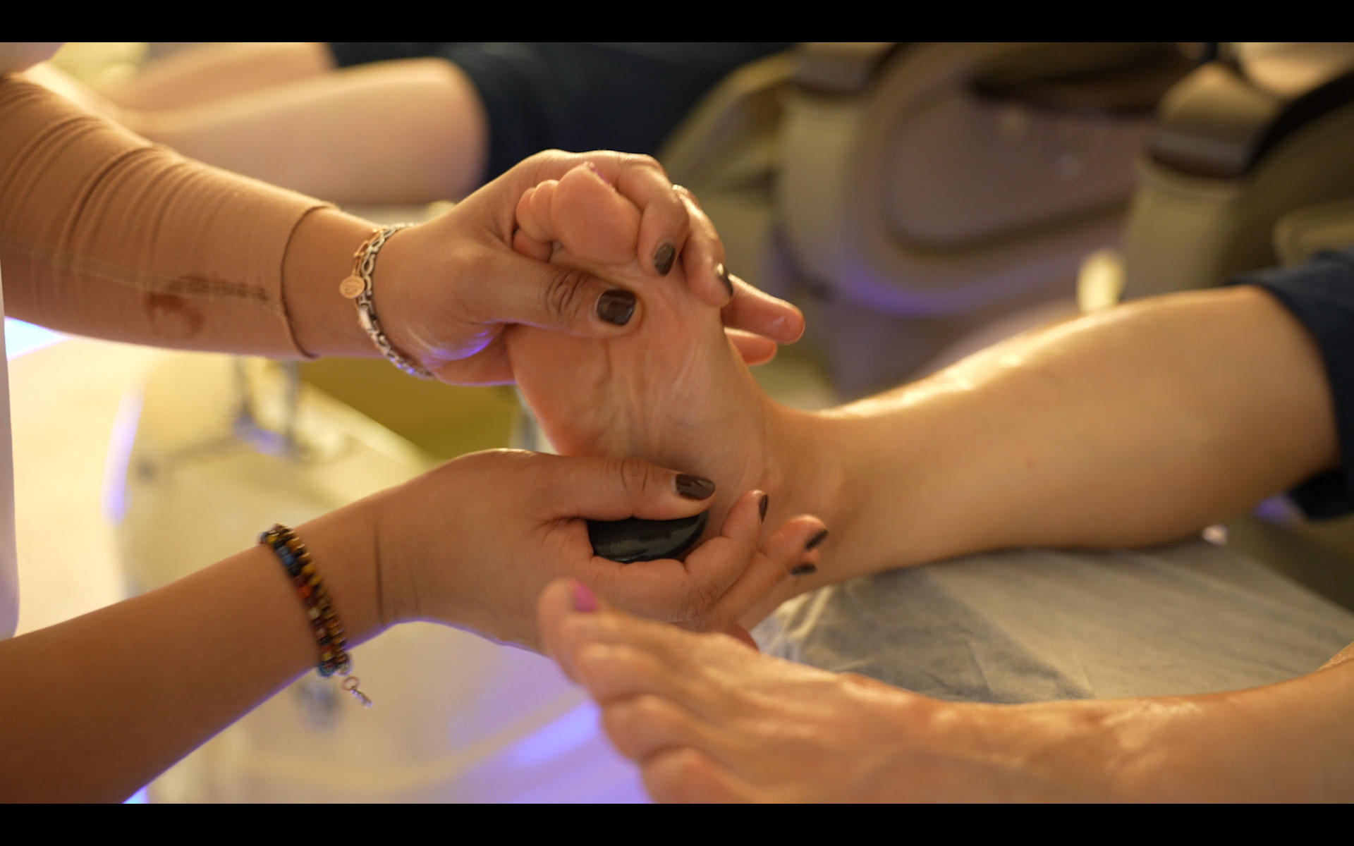 Seoul Premium Foot Spa and Callus Removal in Gangnam - Thumbnail 4