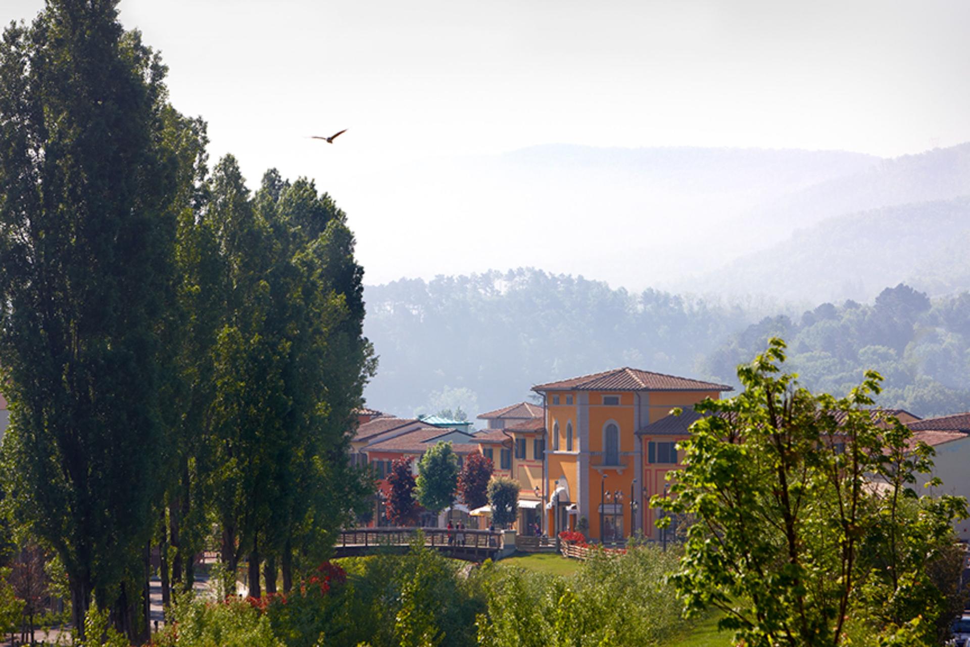 Shuttle Bus to Barberino Designer Outlet from Florence - Thumbnail 6