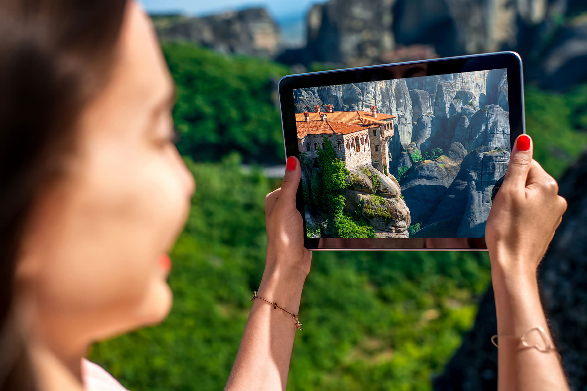 Meteora Monasteries & Caves Tour With Sea Side Breaks from Athens - Thumbnail 6