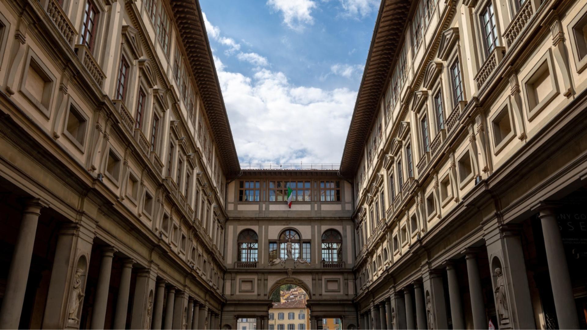 Uffizi Gallery and Vasari Corridor combo ticket in Florence - Image 1