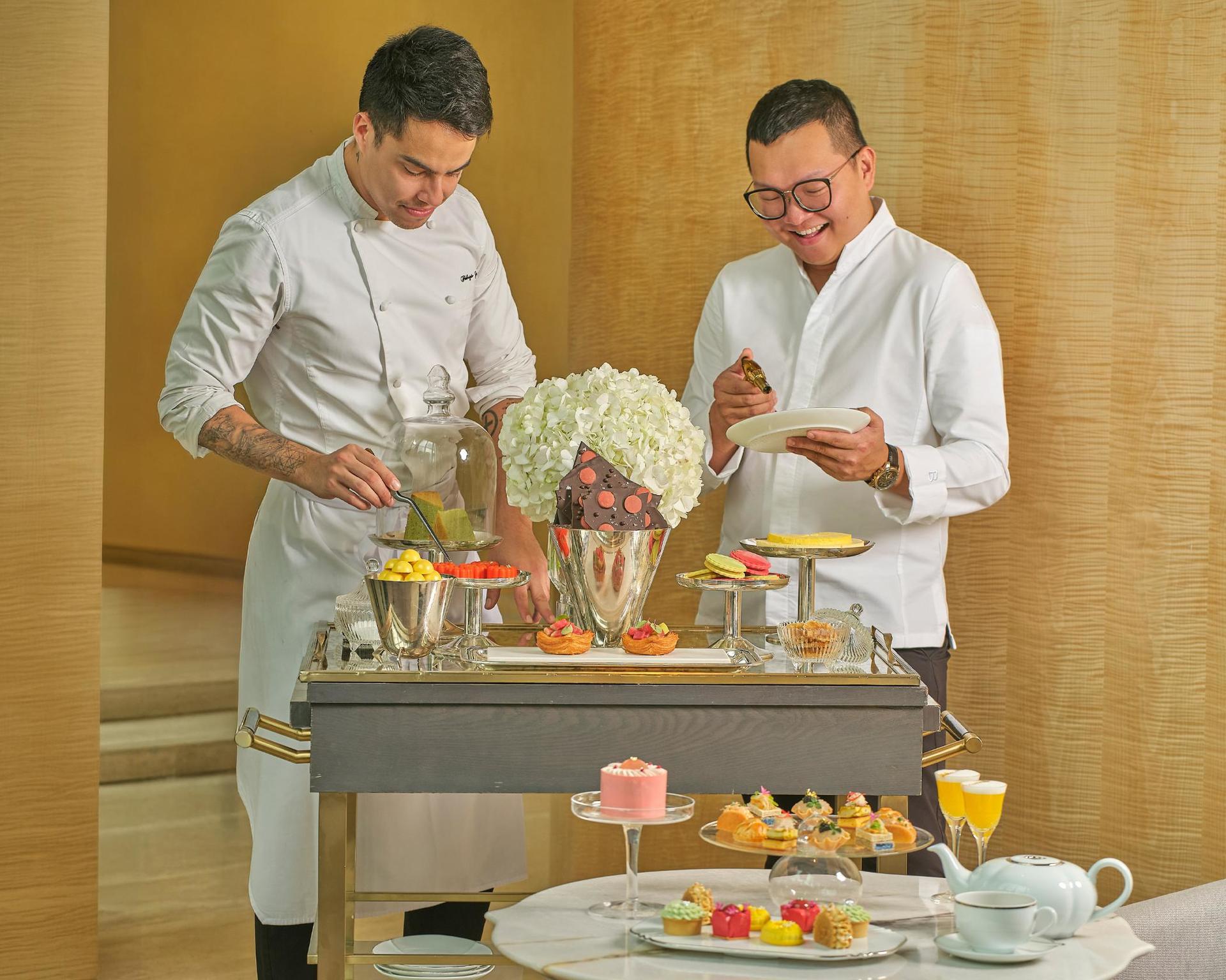 Afternoon Tea Set at Living Room, Park Hyatt Bangkok (BTS Phloen Chit) - Thumbnail 2