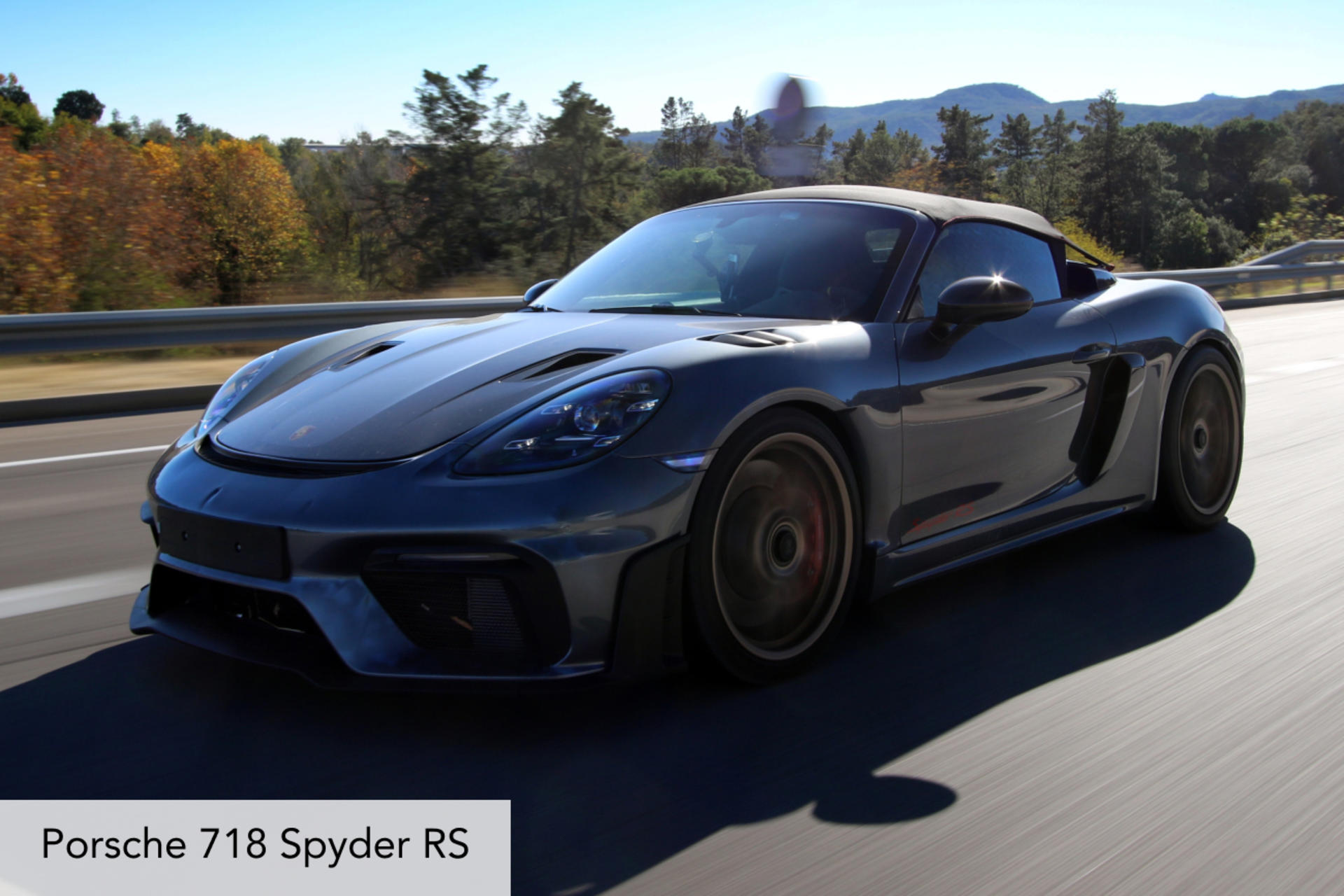 Sailing and supercar driving experience in Barcelona - Thumbnail 12