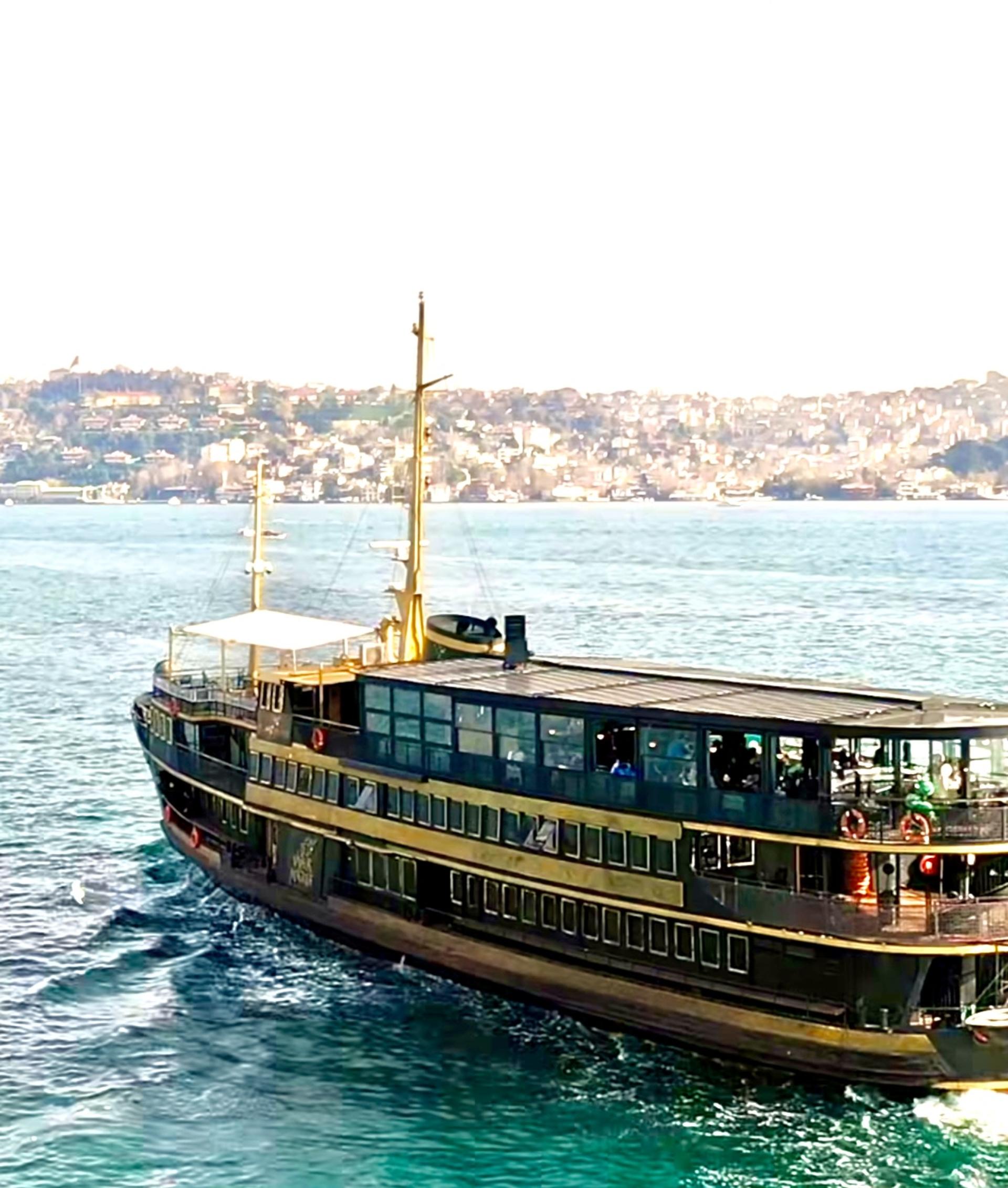 Le Vapeur Magique - Morning Turkish Breakfast Cruise - Image 1