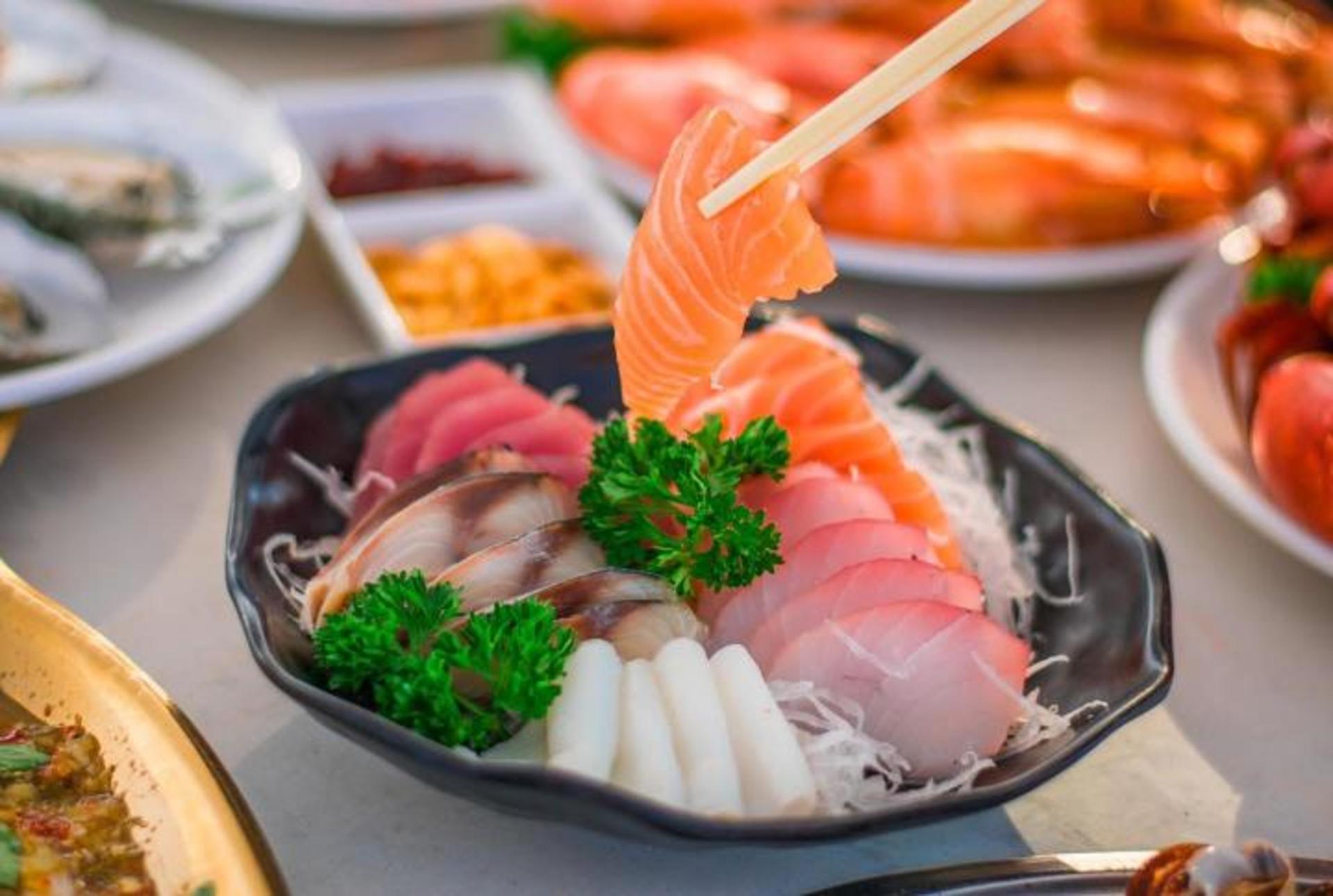 Kod Talay The Riverfront Seafood Buffet (Charoen Krung 58, Bangkok) - Thumbnail 5
