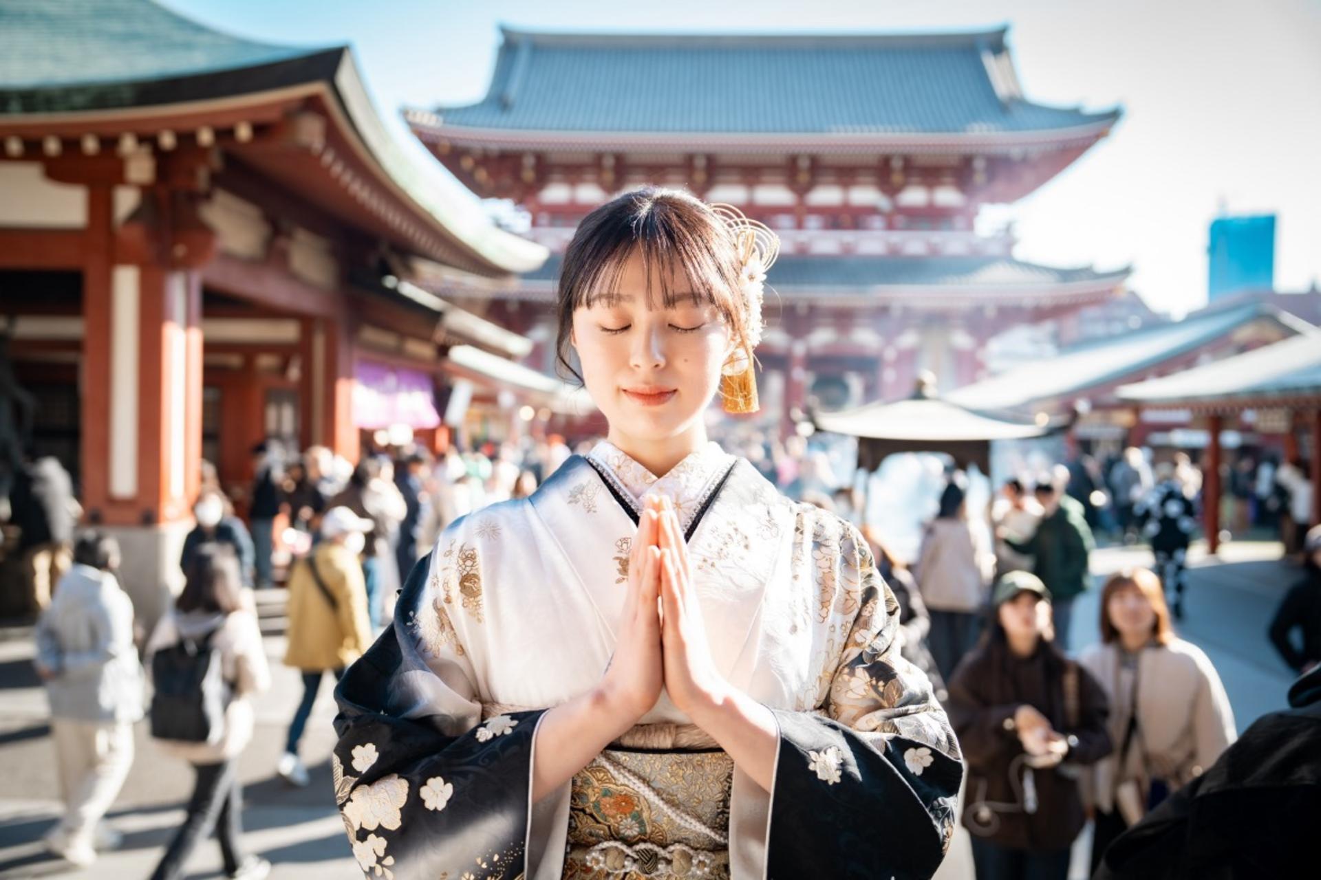 Asakusa Kimono Rental & Photography by KIMONO-U - Thumbnail 14