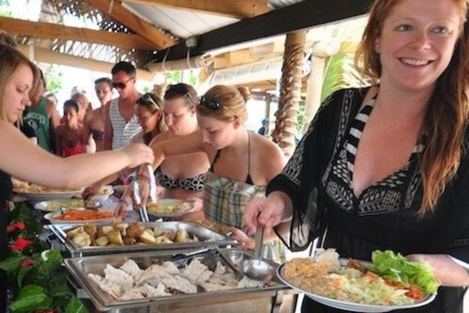  Robinson Crusoe Island Cultural Day Tour From Fiji - Thumbnail 6