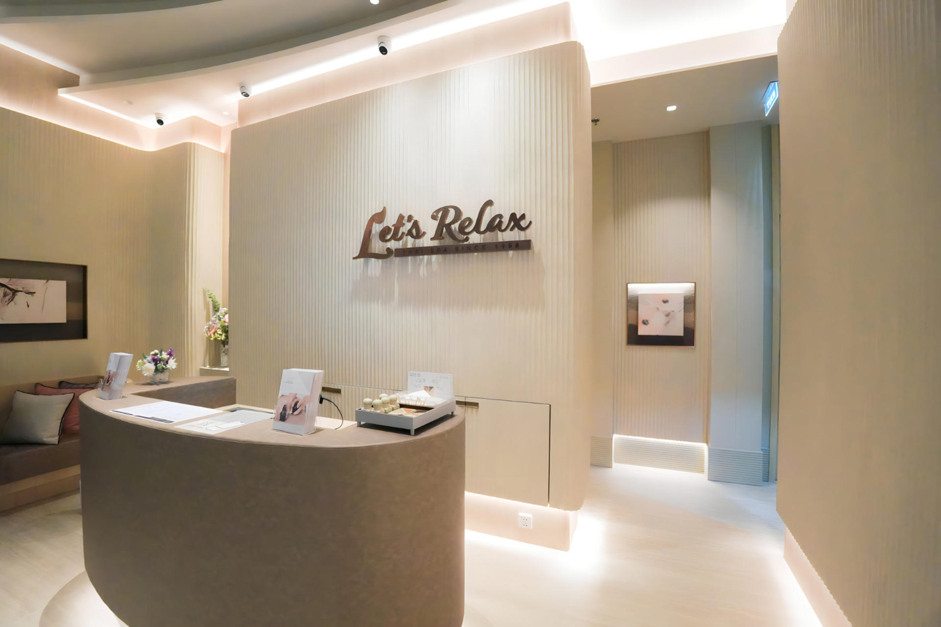 Let's relax at King Square Rama 3 in Bangkok - Image 1