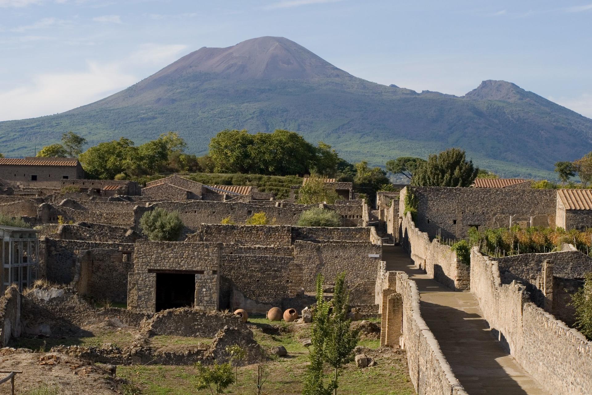 Amalfi Coast and Pompeii Tour - From Naples - Thumbnail 6