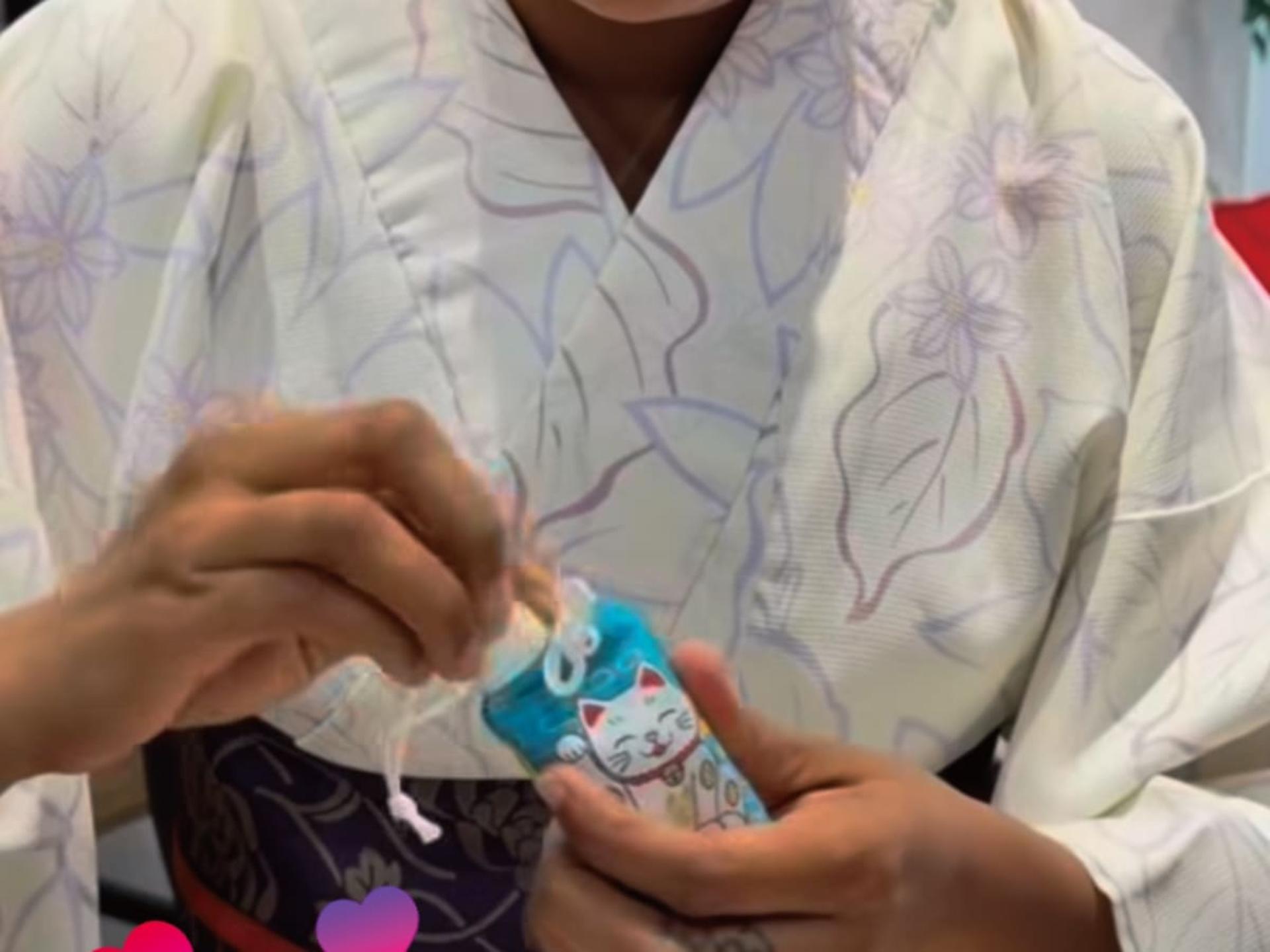 [KAZARU MARKET] Lucky Cat Charm Crafting, Shrine Visit & Kanji Name  - Thumbnail 3