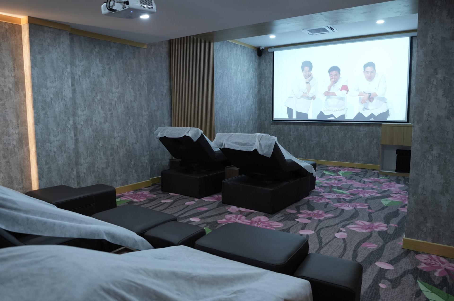 Kokuo Family Massage & Reflexology in Bandung - Thumbnail 6
